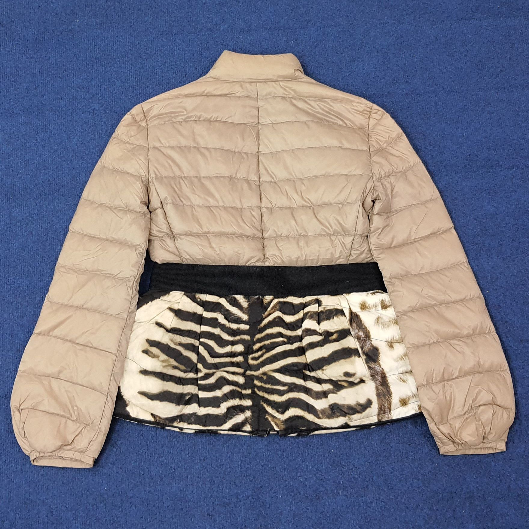 Vintage Moncler Designer Outdoor Puffer Jacket C247N26