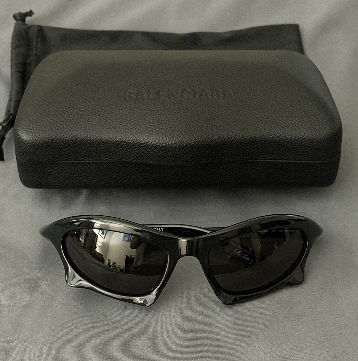 Balenciaga Balenciaga Bat Rectangle Sunglasses Size ONE SIZE - 3 Thumbnail