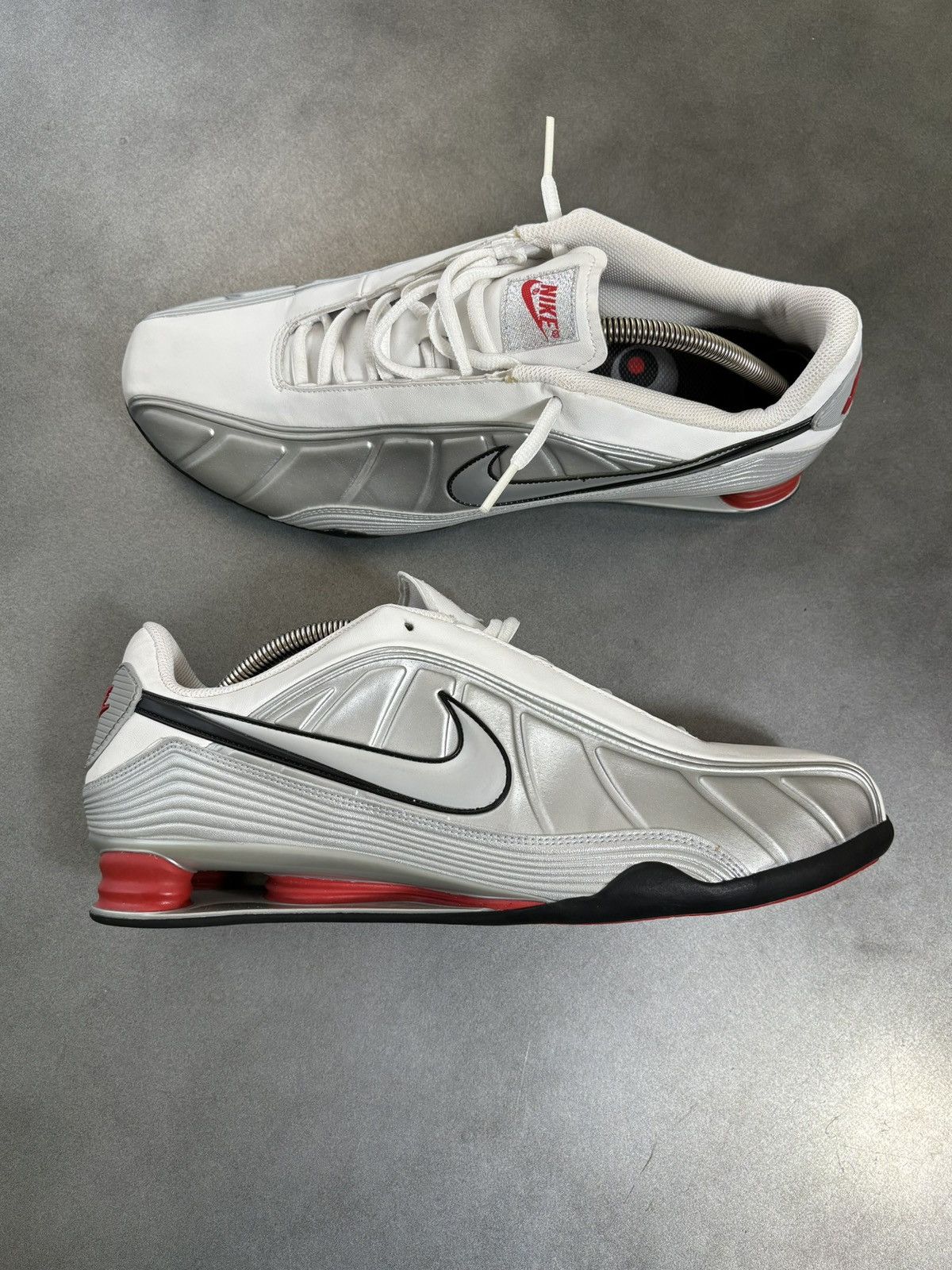 Nike 2007 Nike Shox R4 Lady Slim 319579-002 Rare 2000s Vintage QT Size US 9.5 / EU 42-43 - 3 Thumbnail