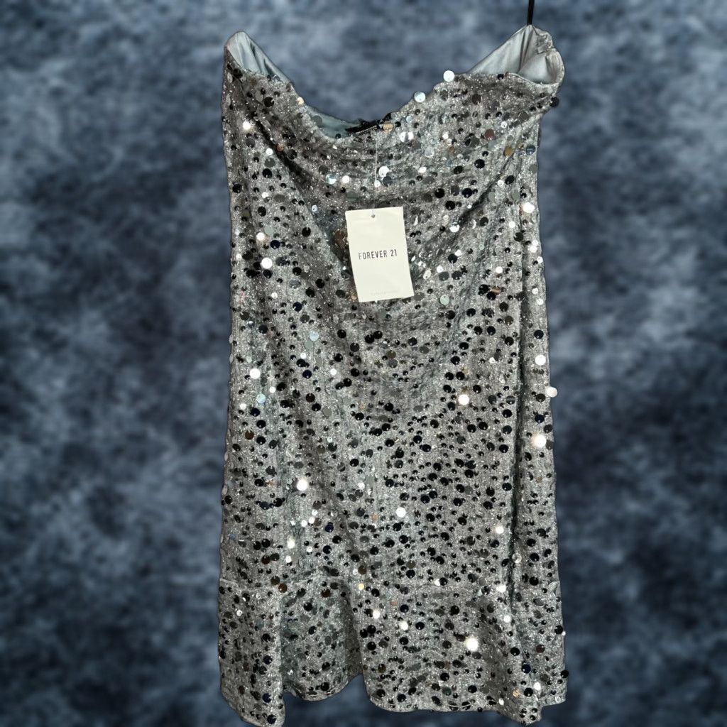 Forever 21 FOREVER 21 Womens Small Silver Sequin Strapless Mini Dress Partywear Size S / US 4 / IT 40 - 1 Thumbnail
