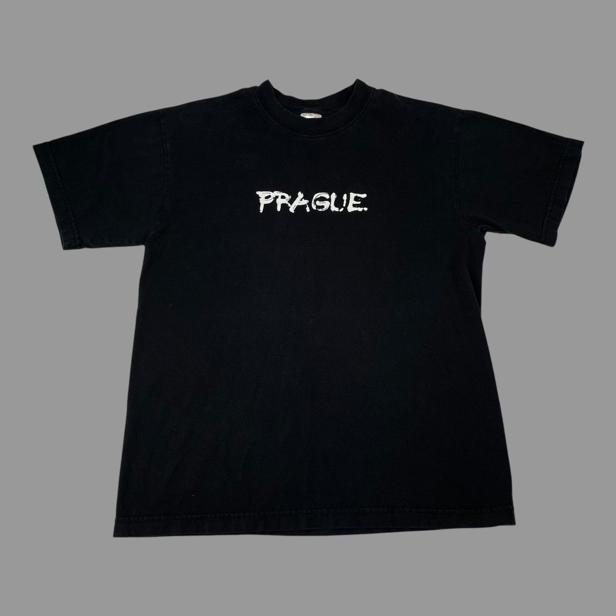 Vintage Vintage Y2K Prague t shirt Size US M / EU 48-50 / 2 - 1 Thumbnail
