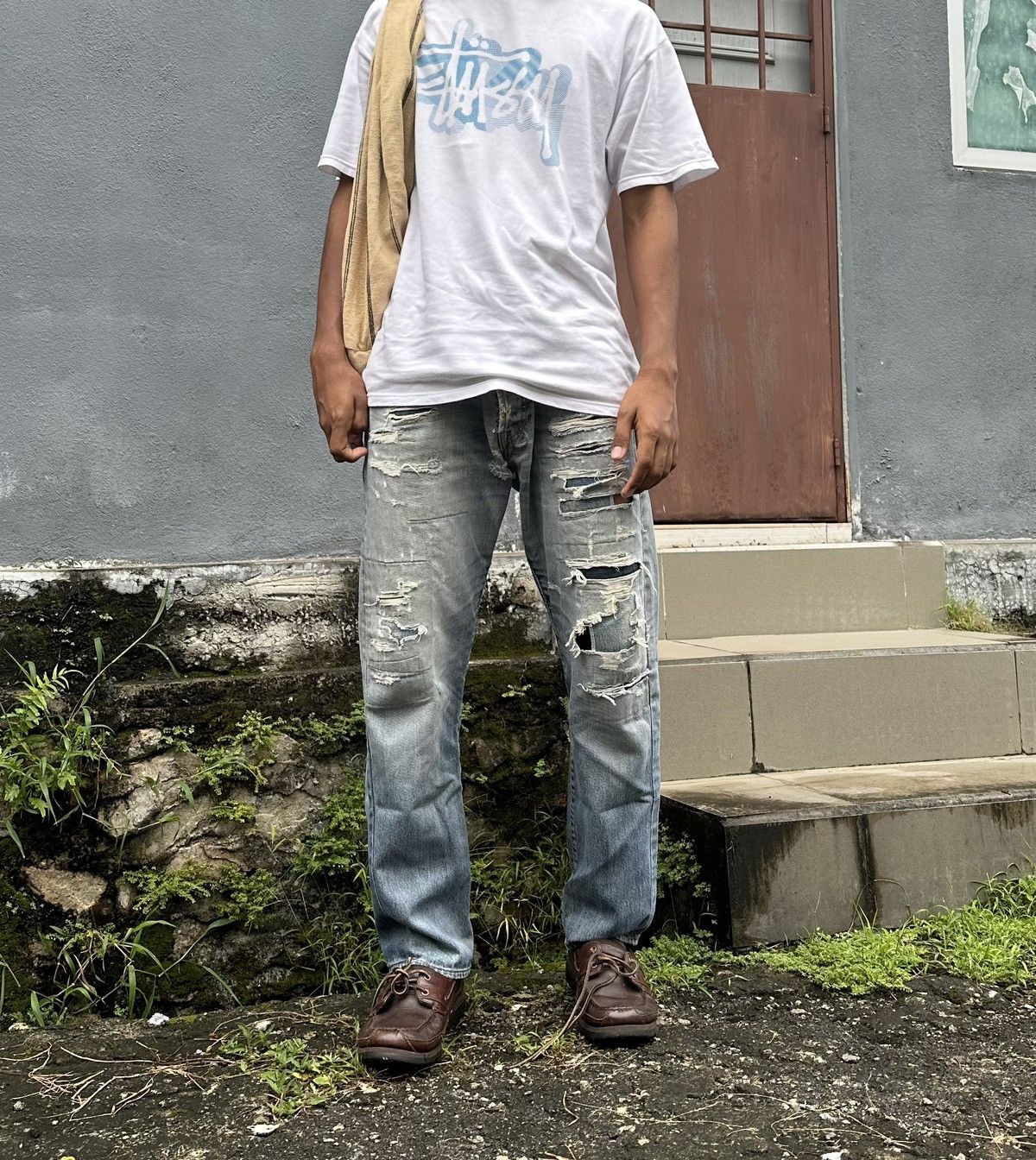 Levi's Vintage Clothing 👹Vintage Levis 501 Straight Cut Distressed Denim Size US 30 / EU 46 - 3 Thumbnail