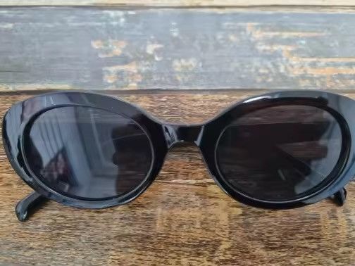 Electric Visual Y2K Unisex Sunglasses Retro Fashion Shades Size ONE SIZE - 1 Thumbnail