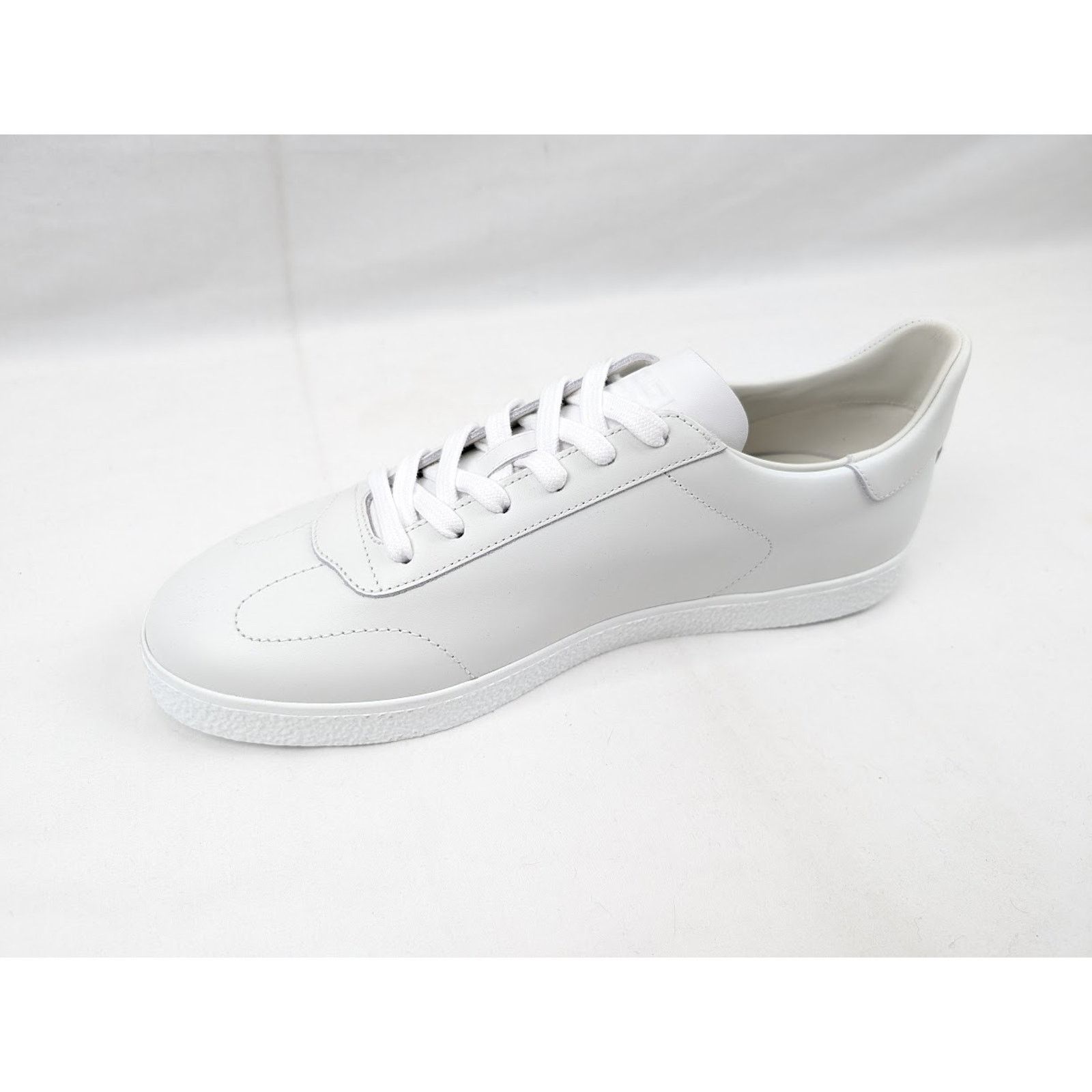Givenchy o1rshd1 Low-Top Sneakers in White Size US 12 / EU 45 - 9 Thumbnail