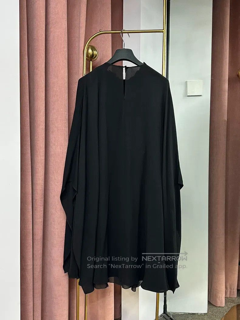 Valentino Valentino Black pleated cape dress Size L / US 10 / IT 46 - 5 Thumbnail