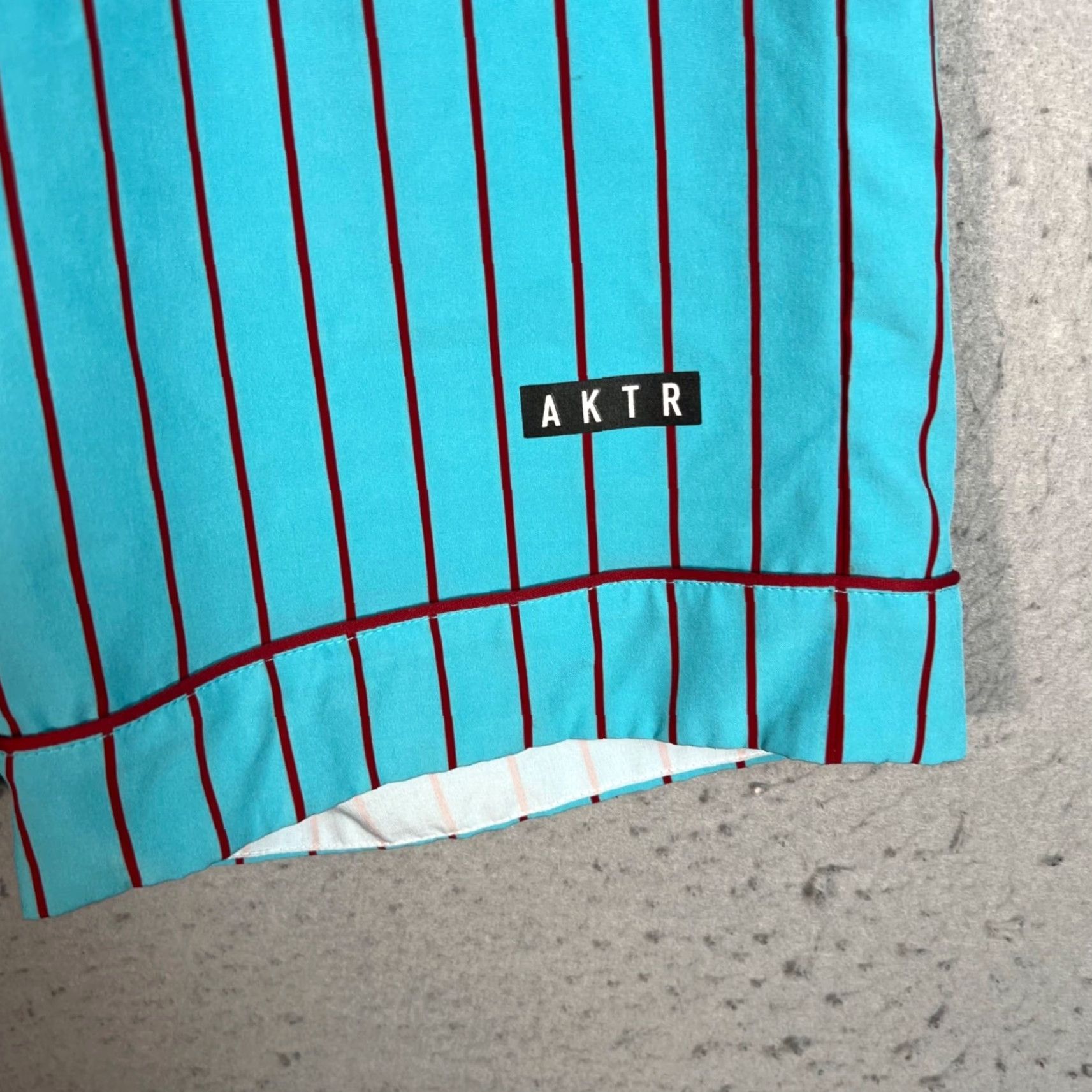 Vintage VINTAGE AKTR Mens Blue & Burgundy Striped Athletic Shorts Size Small Japan Size US 29 - 6 Thumbnail