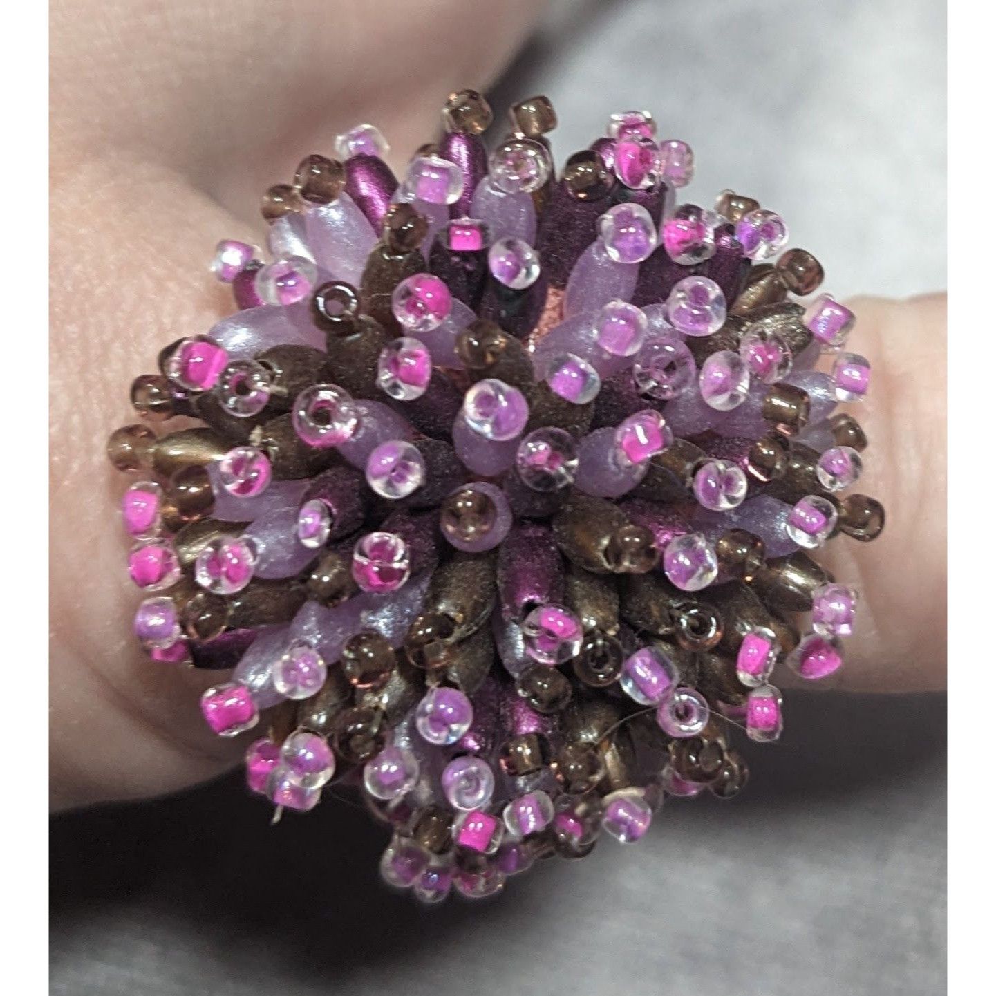 Other Fairycore Pink And Purple Glass Beaded Pompom Ring Size 14 1 Size ONE SIZE - 1 Thumbnail