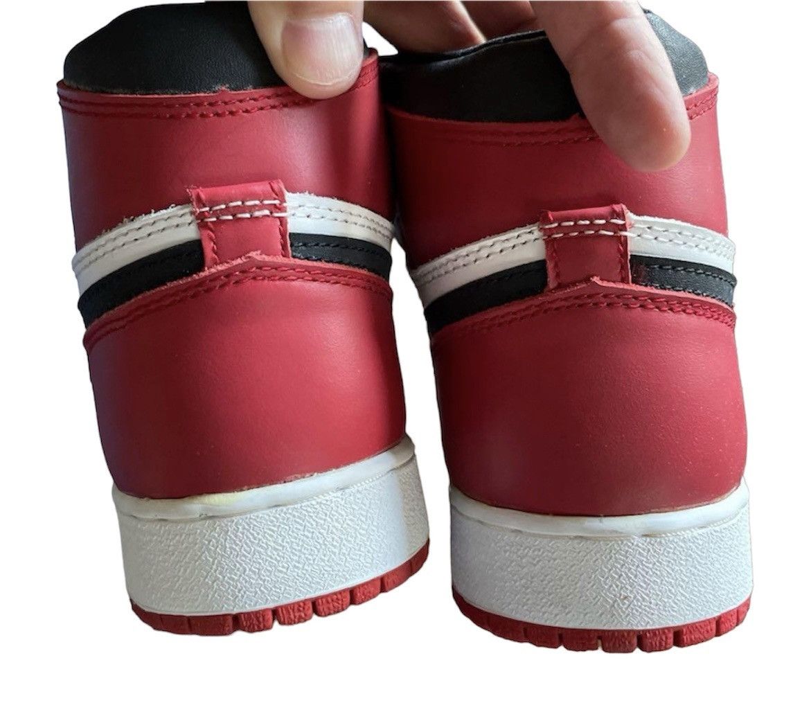Jordan Brand 1994 Air Jordan 1 ‘CHICAGO’ Size US 10 / EU 43 - 20 Thumbnail