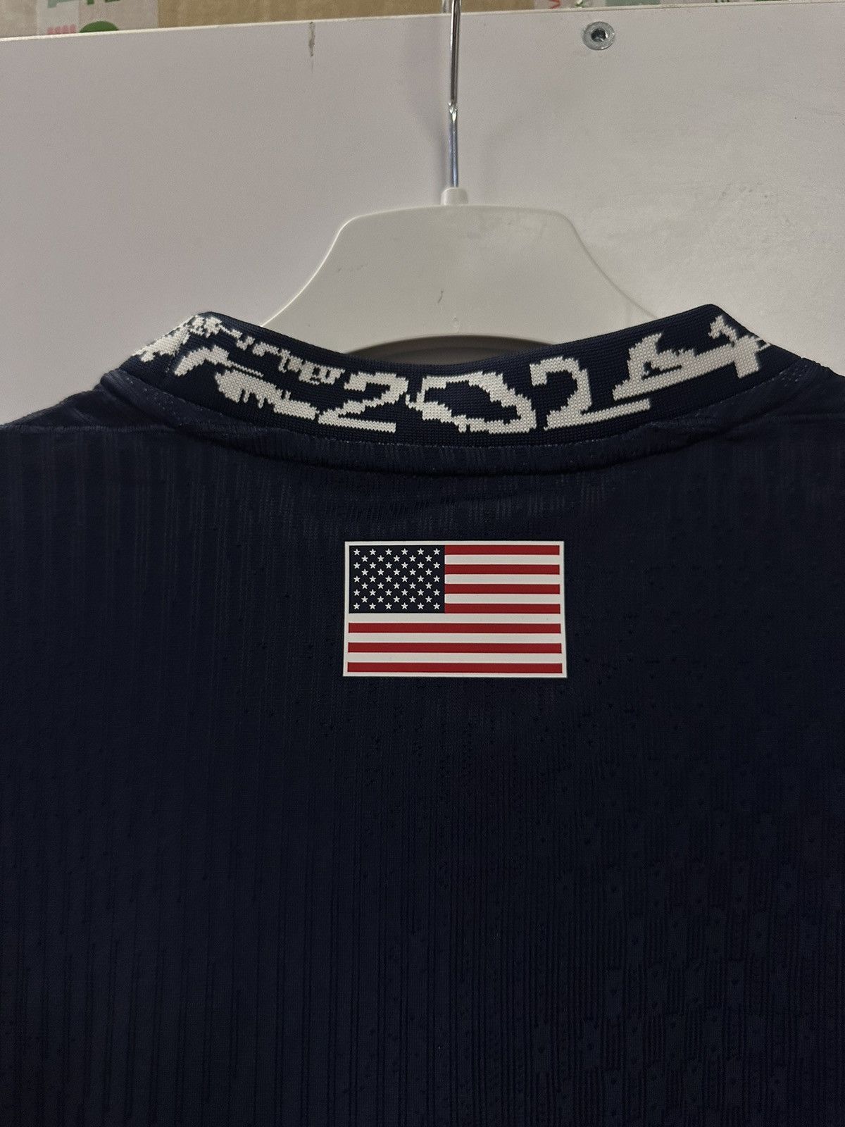 USA Olympics Nike SB USA soccer jersey rare size M navy Olympic Games Size US M / EU 48-50 / 2 - 8 Thumbnail
