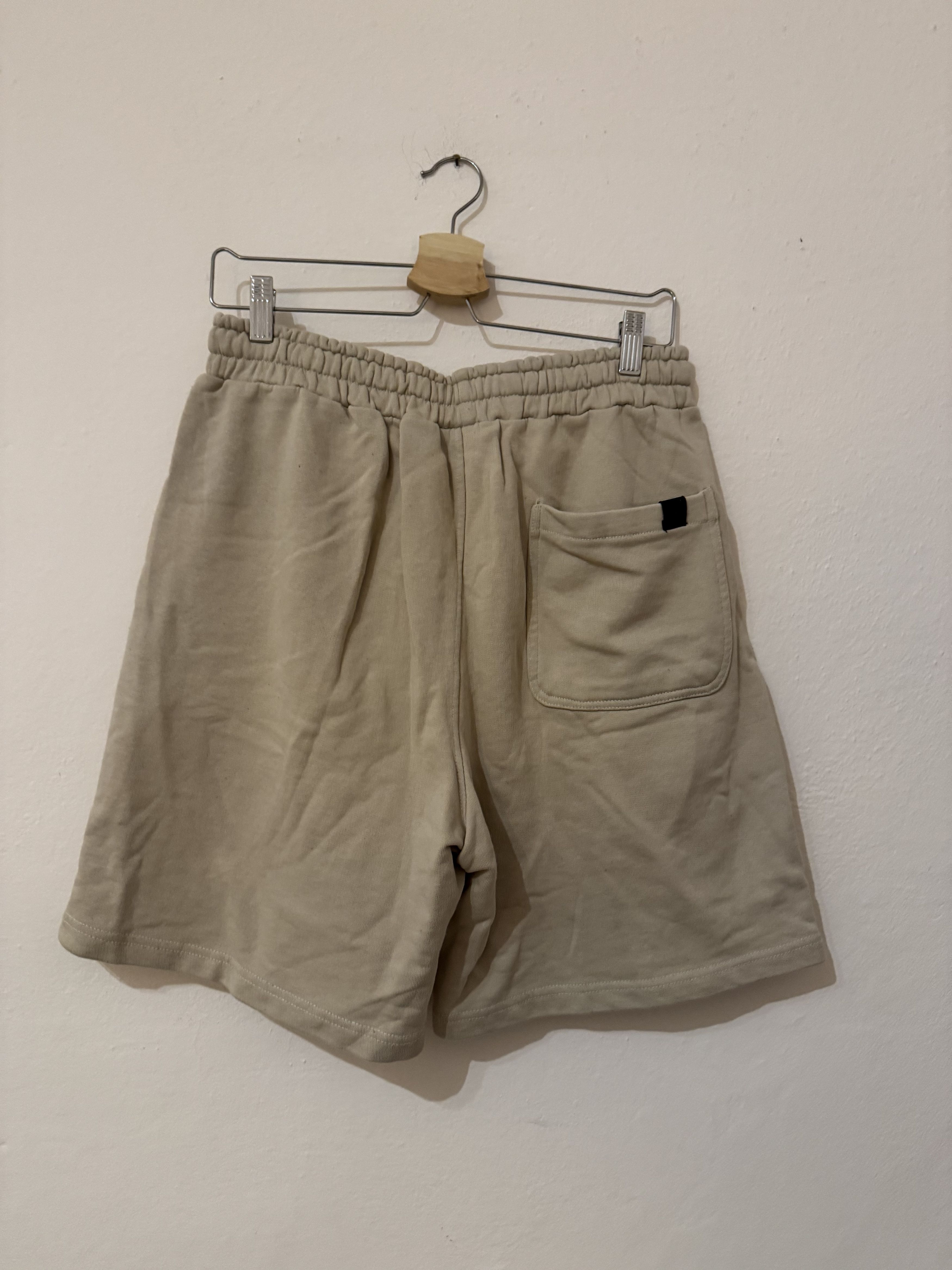 Pull & Bear Beige Pull & Bear Sweatpant Shorts Size US 32 / EU 48 - 2 Thumbnail