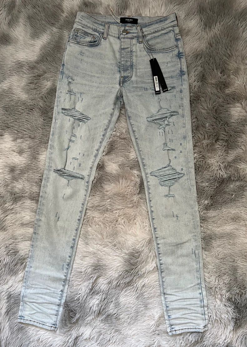 Amiri Amiri light wash big destroy jean Size US 30 / EU 46 - 1 Thumbnail