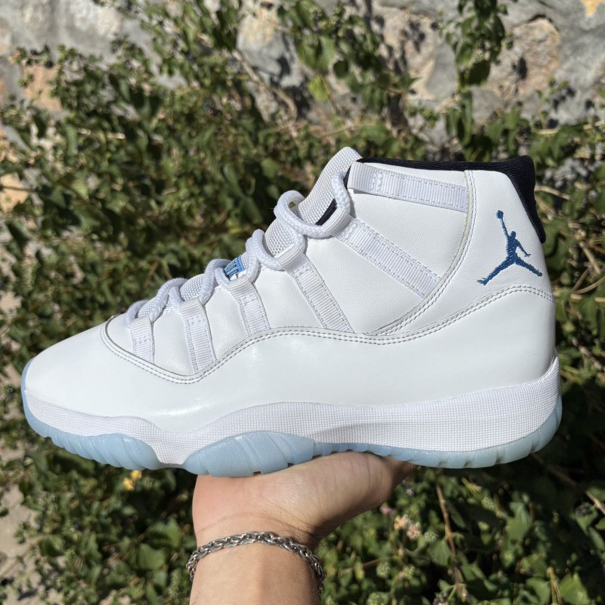 Air Jordan 11 Retro “ Legend Blue”