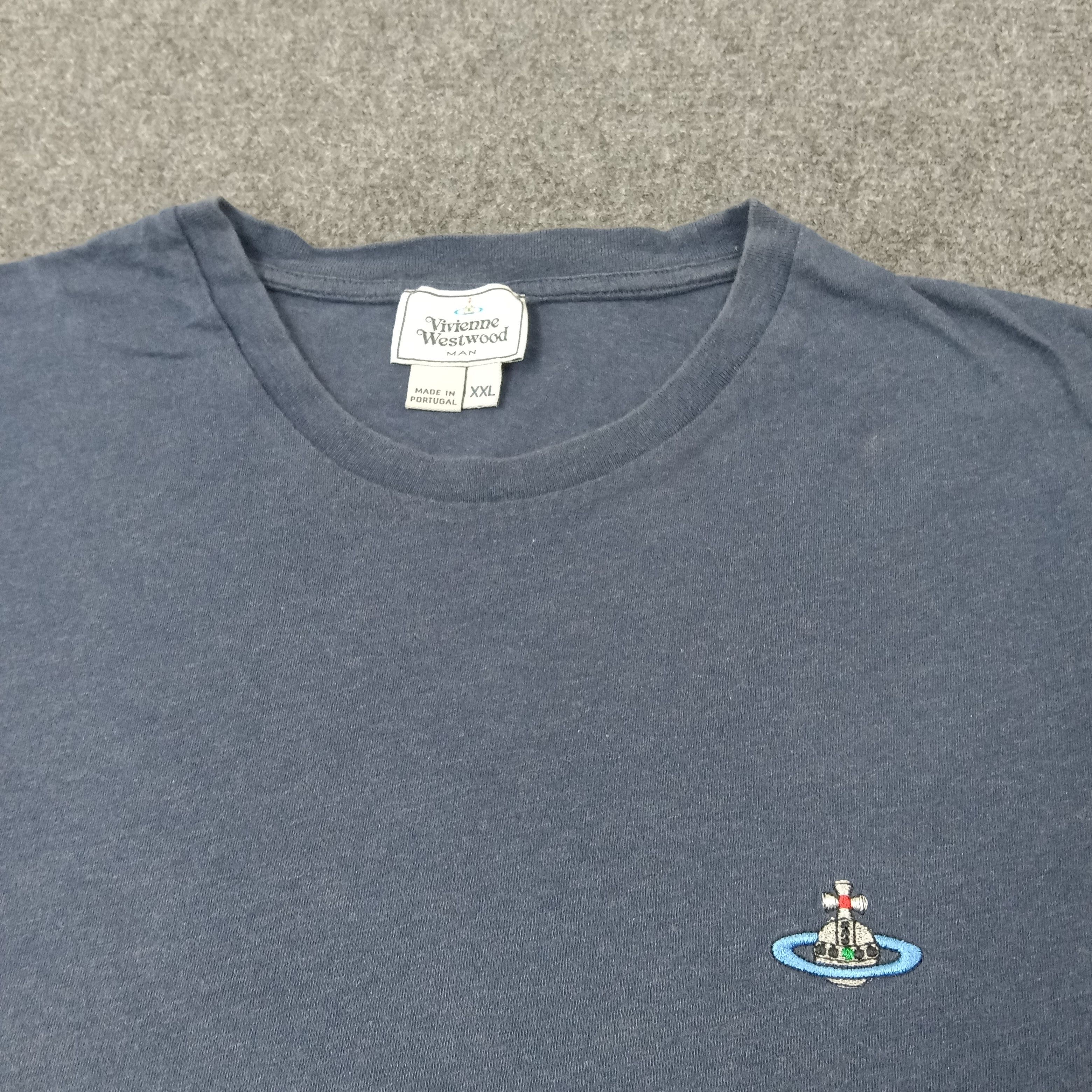 Vivienne Westwood Vivienne Westwood Small Logo Designer Tshirt C259N17 Size US L / EU 52-54 / 3 - 2 Thumbnail