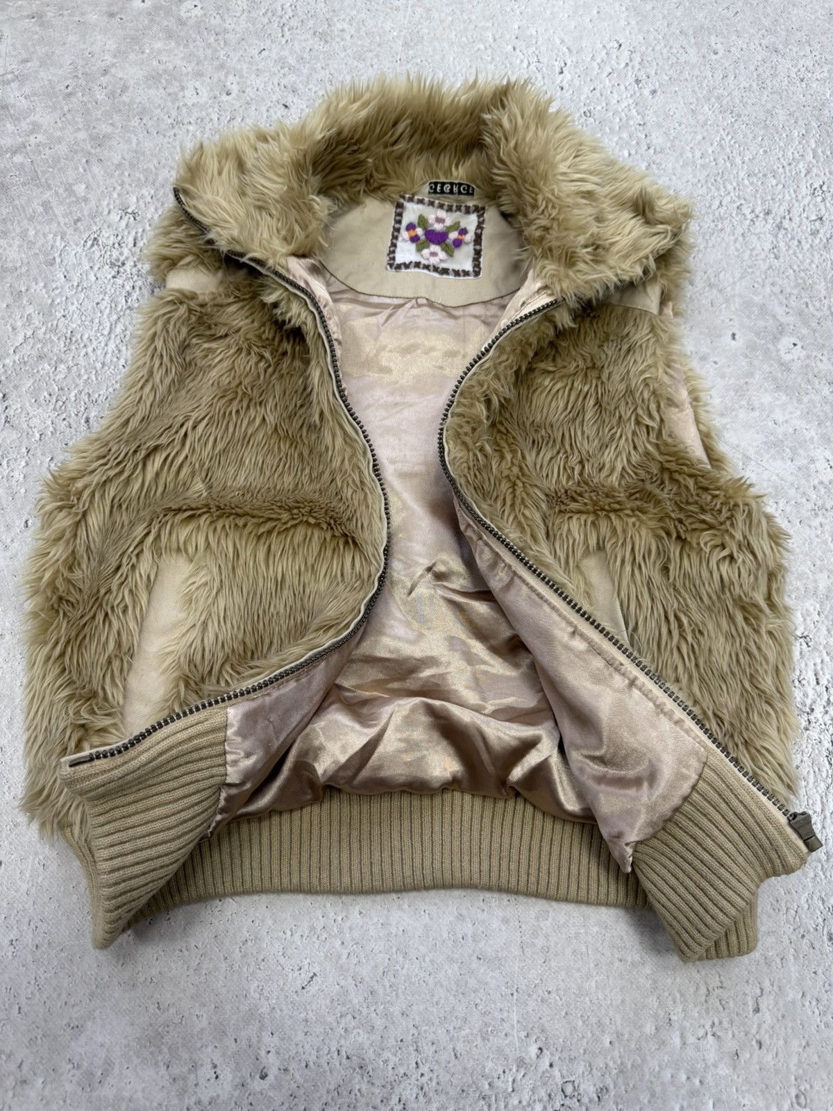 Hysteric Glamour × If Six Was Nine 2000s Avant Garde If Six Was Nine Style VEST fur Size S / US 4 / IT 40 - 6 Thumbnail