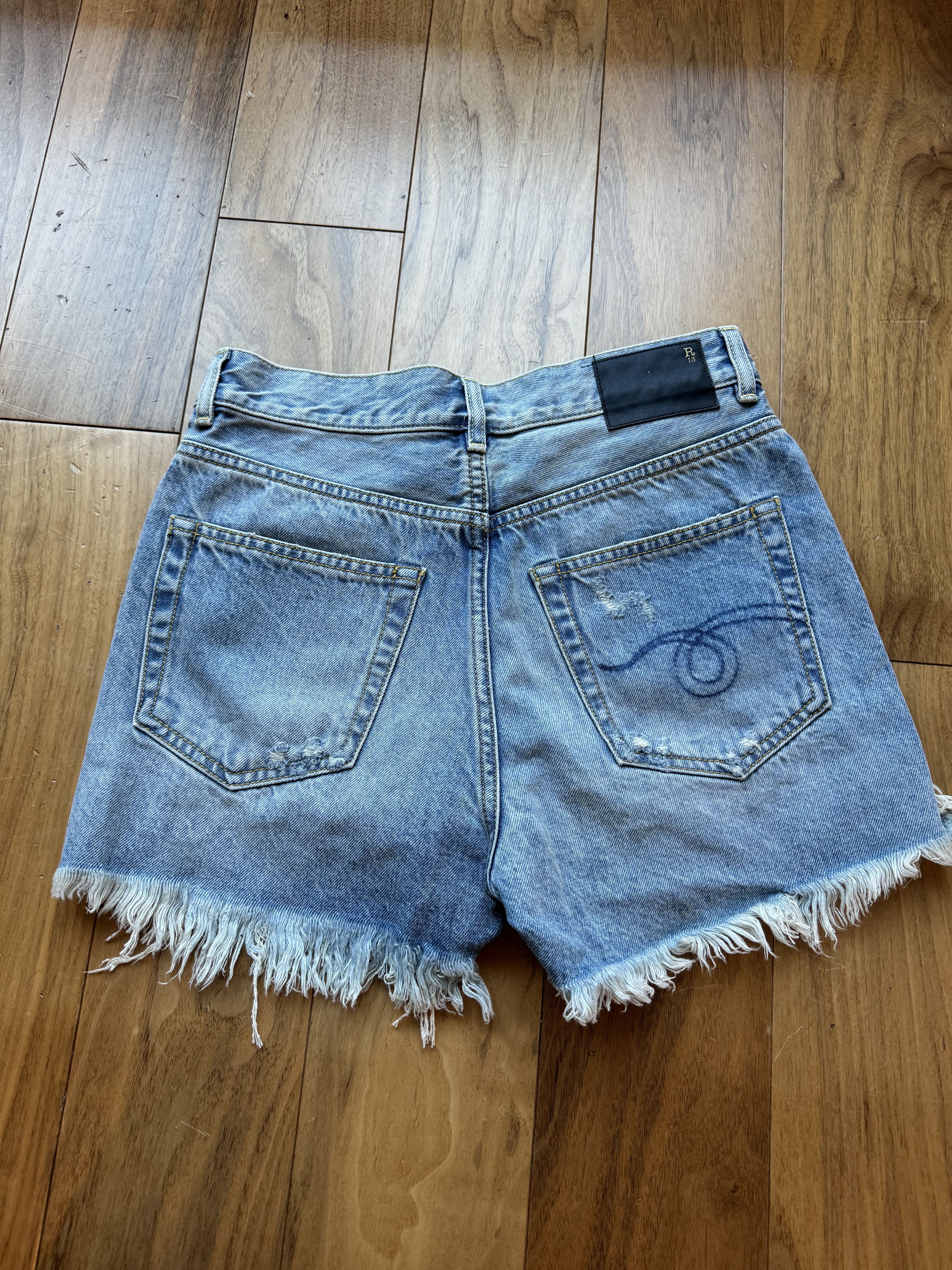R13 Denim Shredded Slouch Shorts New With Tags Size 25" / US 0 / IT 36 - 4 Thumbnail