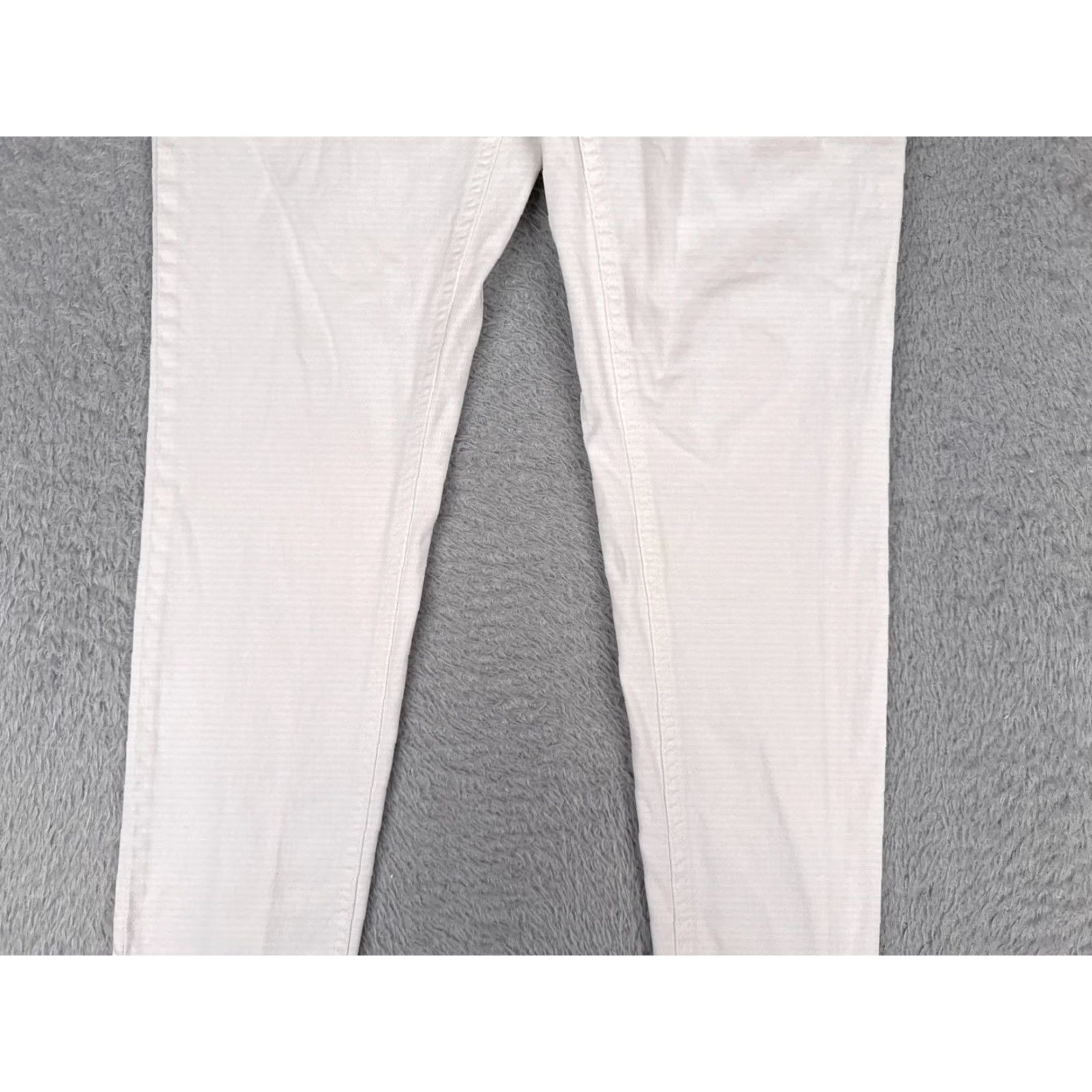 Vintage To Be With You Juniors White Skinny Jeans 30x30 Denim Cotton Blend Low Rise Embroidered 5-Pocket Womens Size 7 Size 28" / US 6 / IT 42 - 3 Thumbnail
