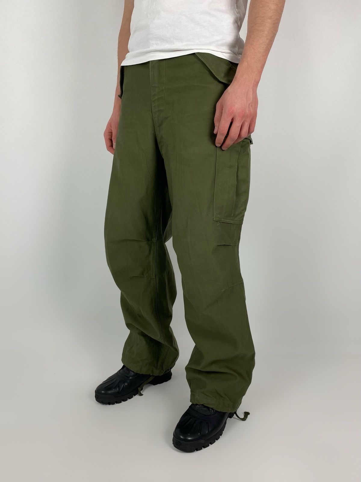 Vintage 1950’s Vintage US Army M-1951 Cargo Shell Field Trousers M Size US 34 / EU 50 - 2 Thumbnail