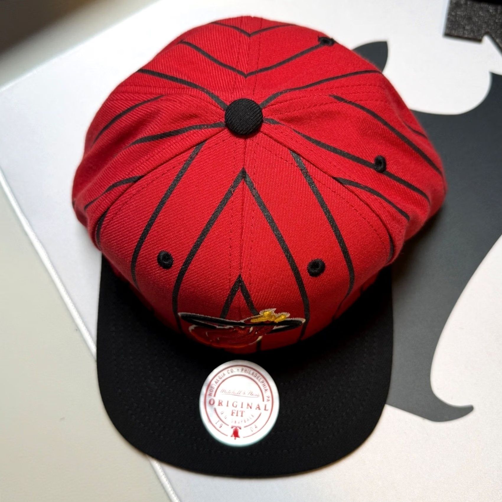 Mitchell & Ness Mitchell & Ness Miami Heat Snapback Mens OSFM Red Black Pinstripe NBA Hat Cap Size ONE SIZE - 5 Thumbnail