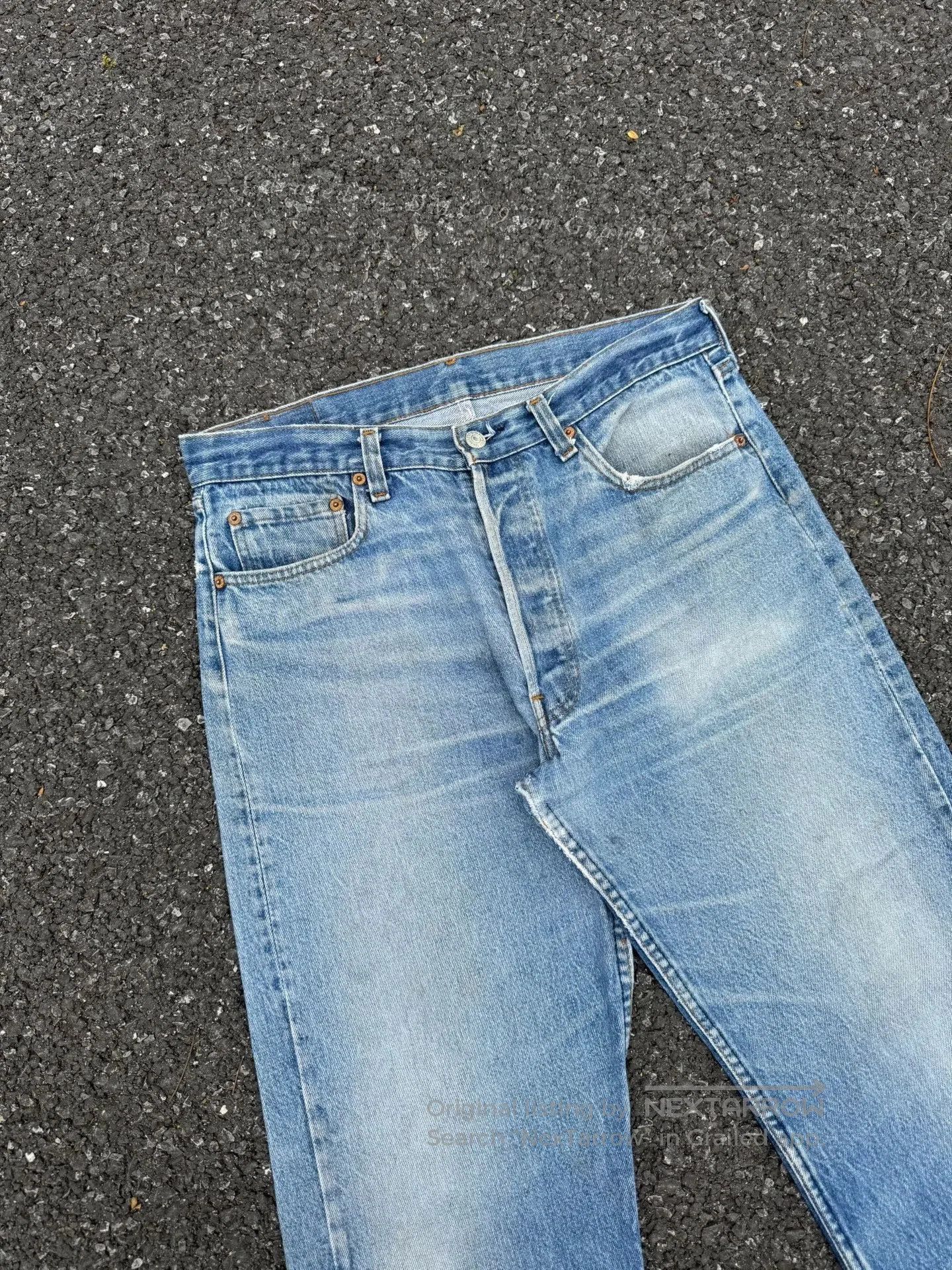 Vintage Vintage Levis 501 90s Jeans. Size US 33 - 2 Thumbnail