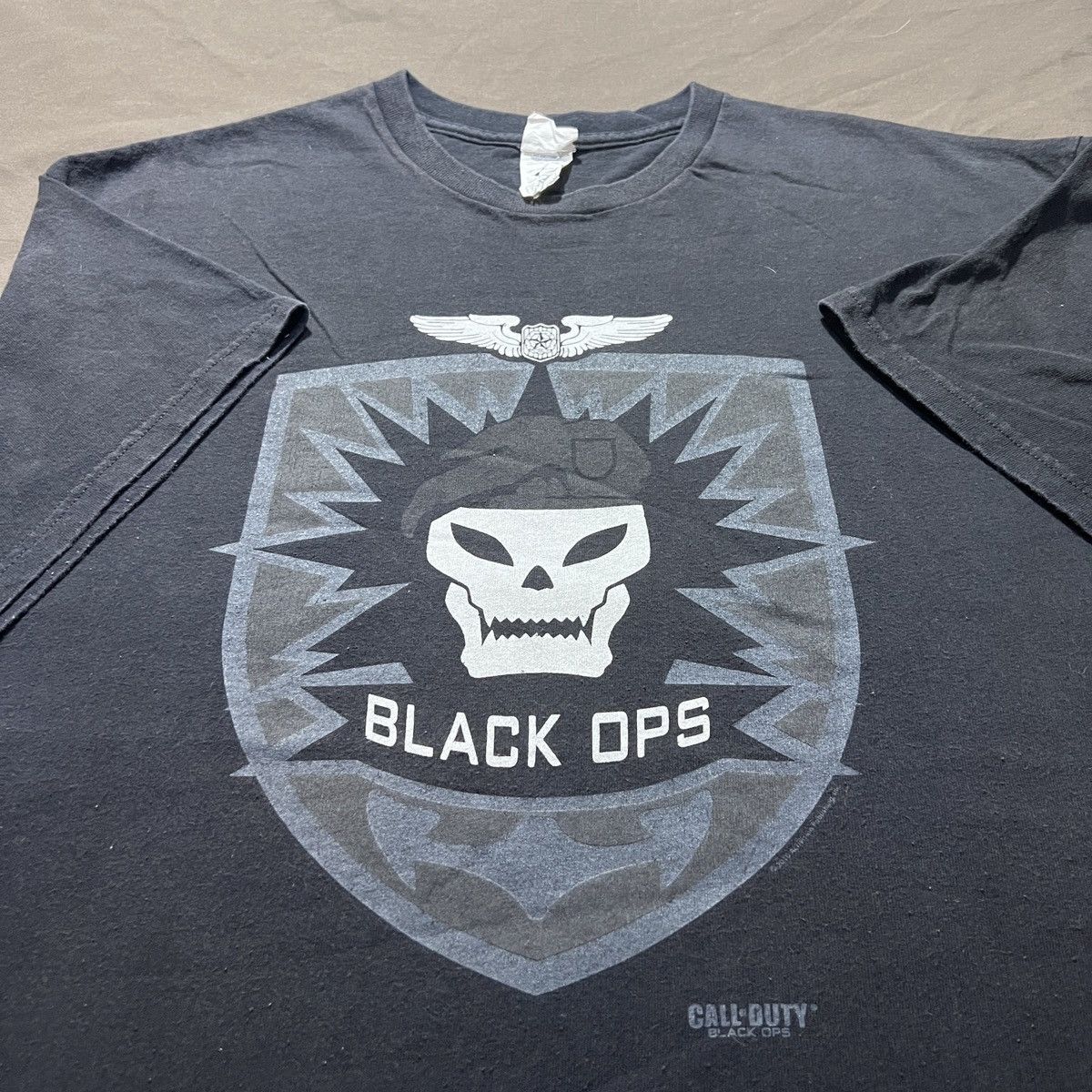 The Game Vintage Y2K Call Of Duty Black Ops Promo Tee XL PS/ XBOX Size US XL / EU 56 / 4 - 1 Thumbnail