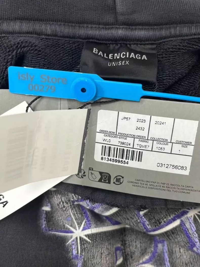 Balenciaga Balenciaga Worn Hoodie Size US S / EU 44-46 / 1 - 3 Thumbnail
