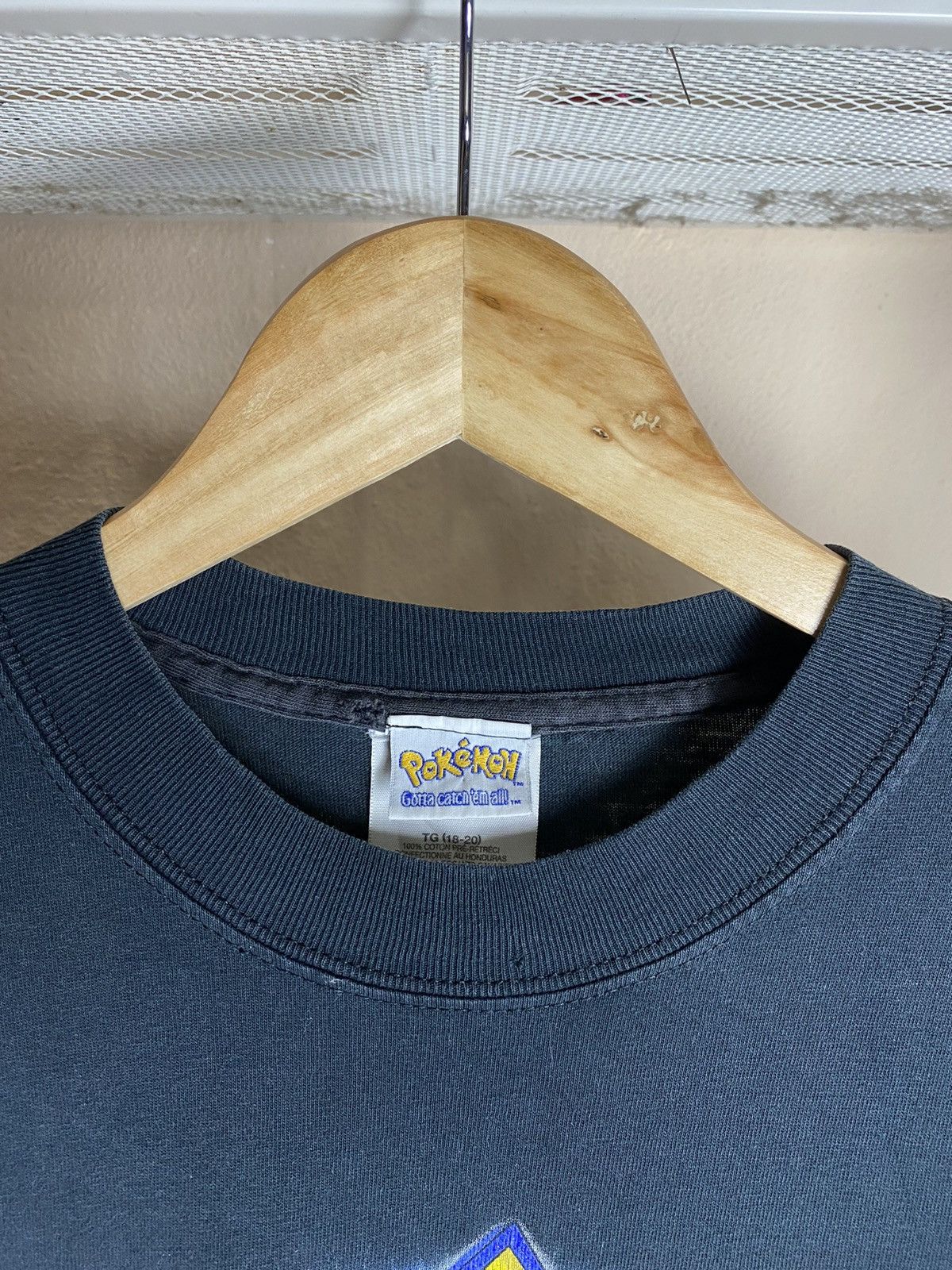 Anime Vintage Faded 1999 Pokemon Nintendo Size US S / EU 44-46 / 1 - 2 Thumbnail