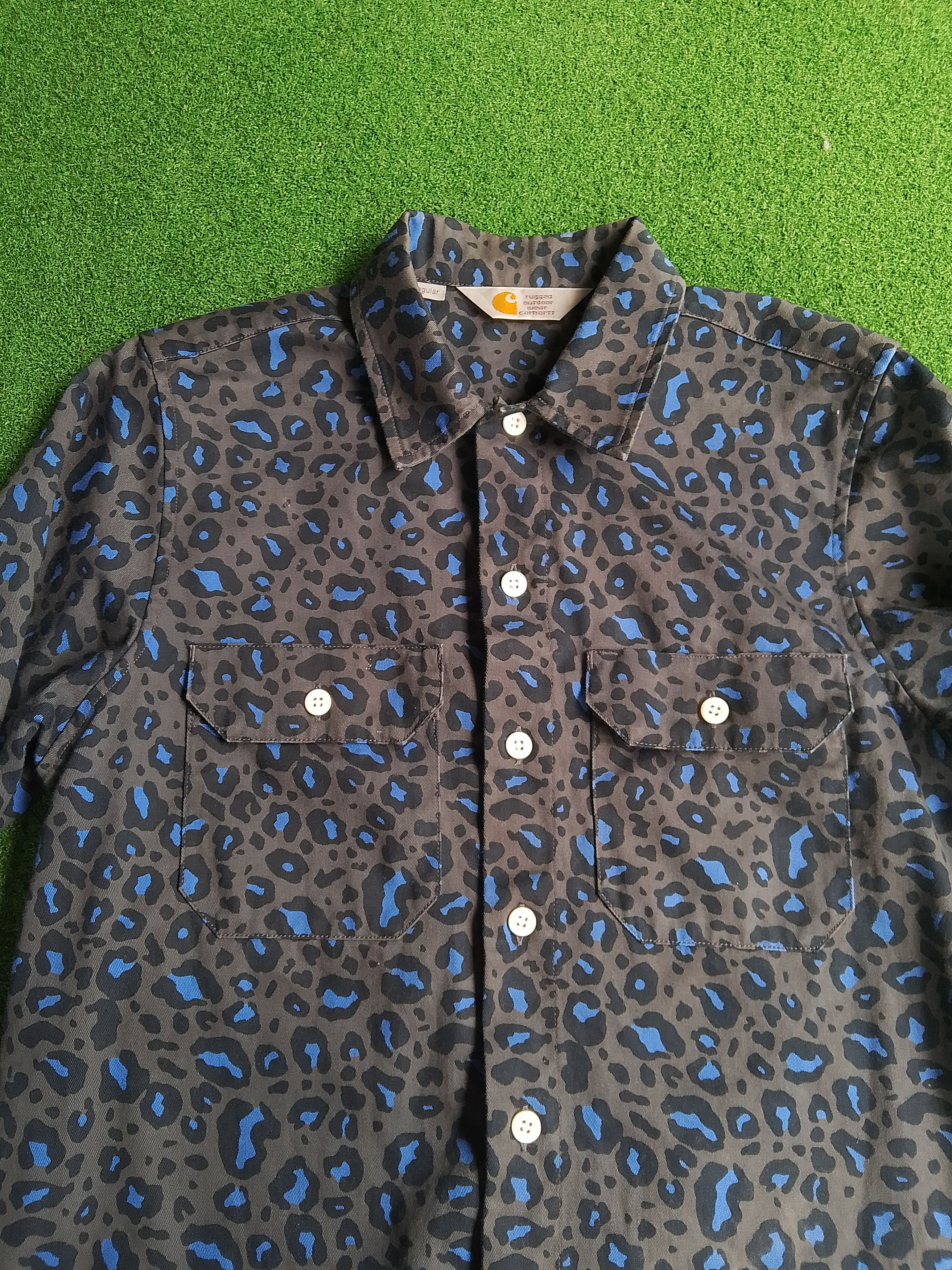 Carhartt Carhartt Wip Carhartt WIP Blue Leopard Print Shirt Size US S / EU 44-46 / 1 - 3 Thumbnail