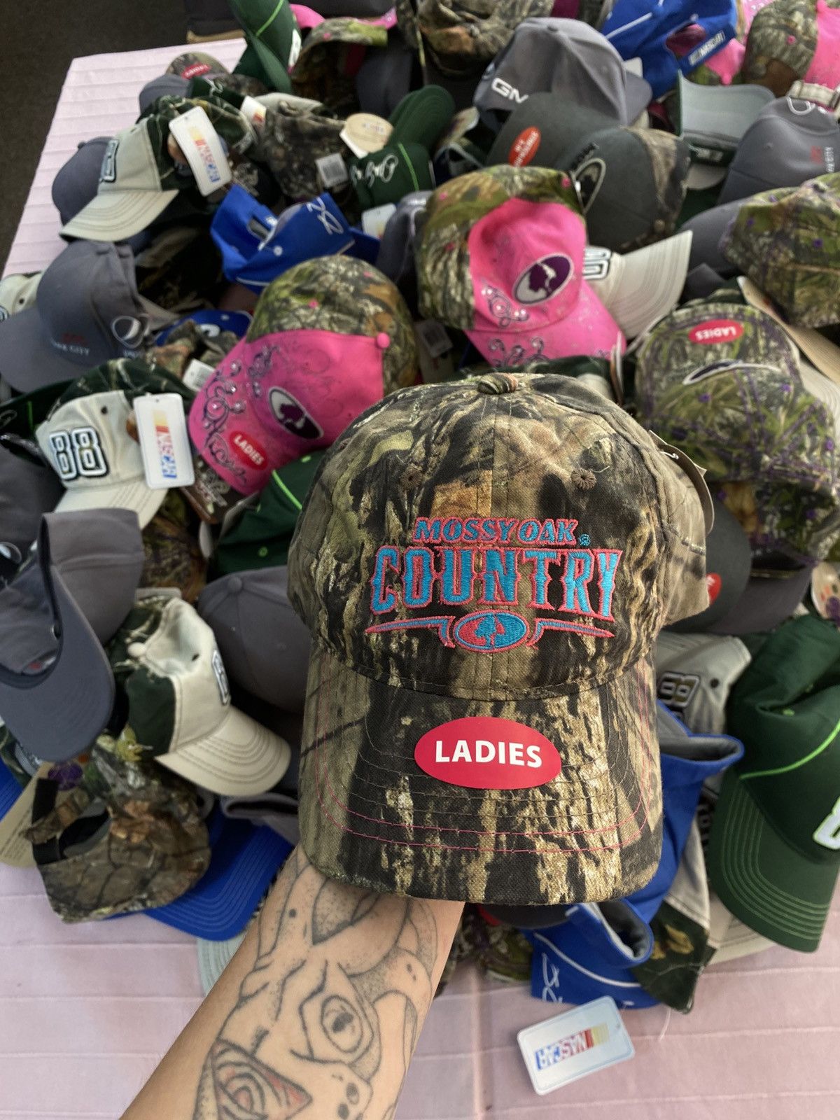 Realtree Mossy oak Country y2k realtree cap racing Size ONE SIZE - 1 Thumbnail