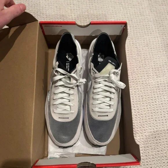 Nike *BRAND NEW* Nike Waffle One in Summit White size 11.5 Size US 11.5 / EU 44-45 - 10 Thumbnail