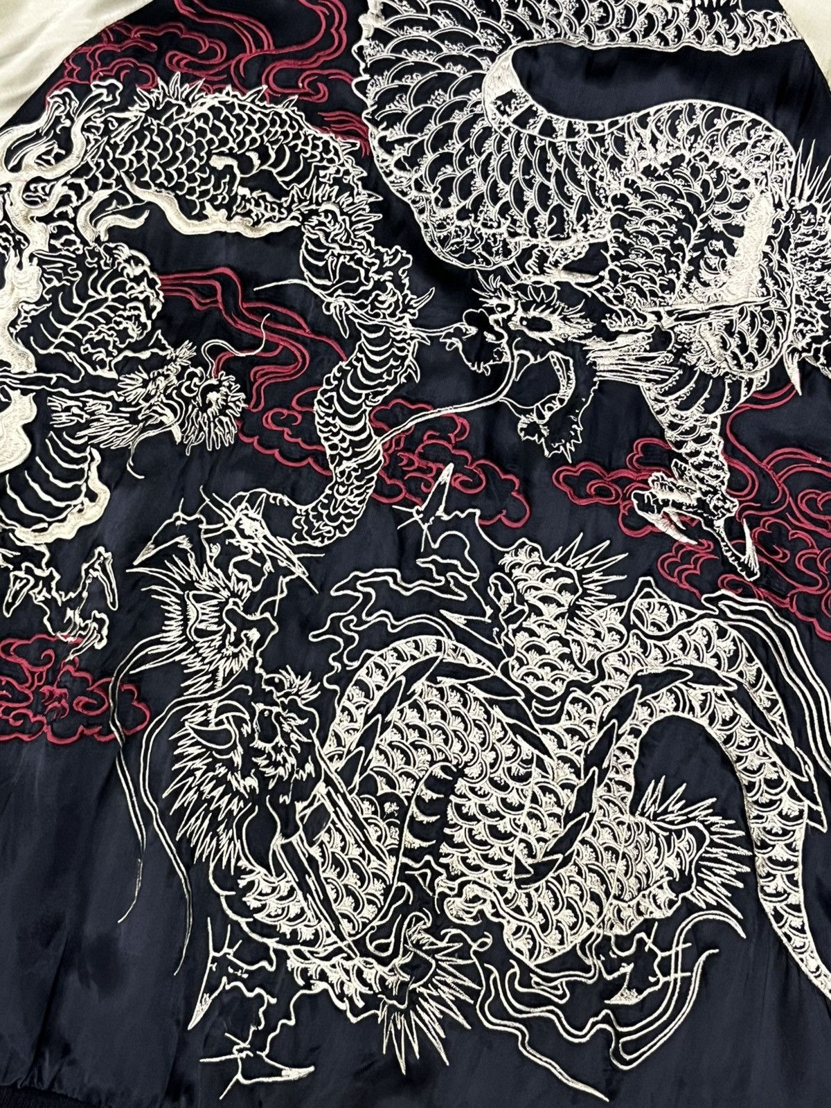 Dragonfly Reversible Sukajan Dragon Embroidery Jacket Size L Size US L / EU 52-54 / 3 - 16 Thumbnail