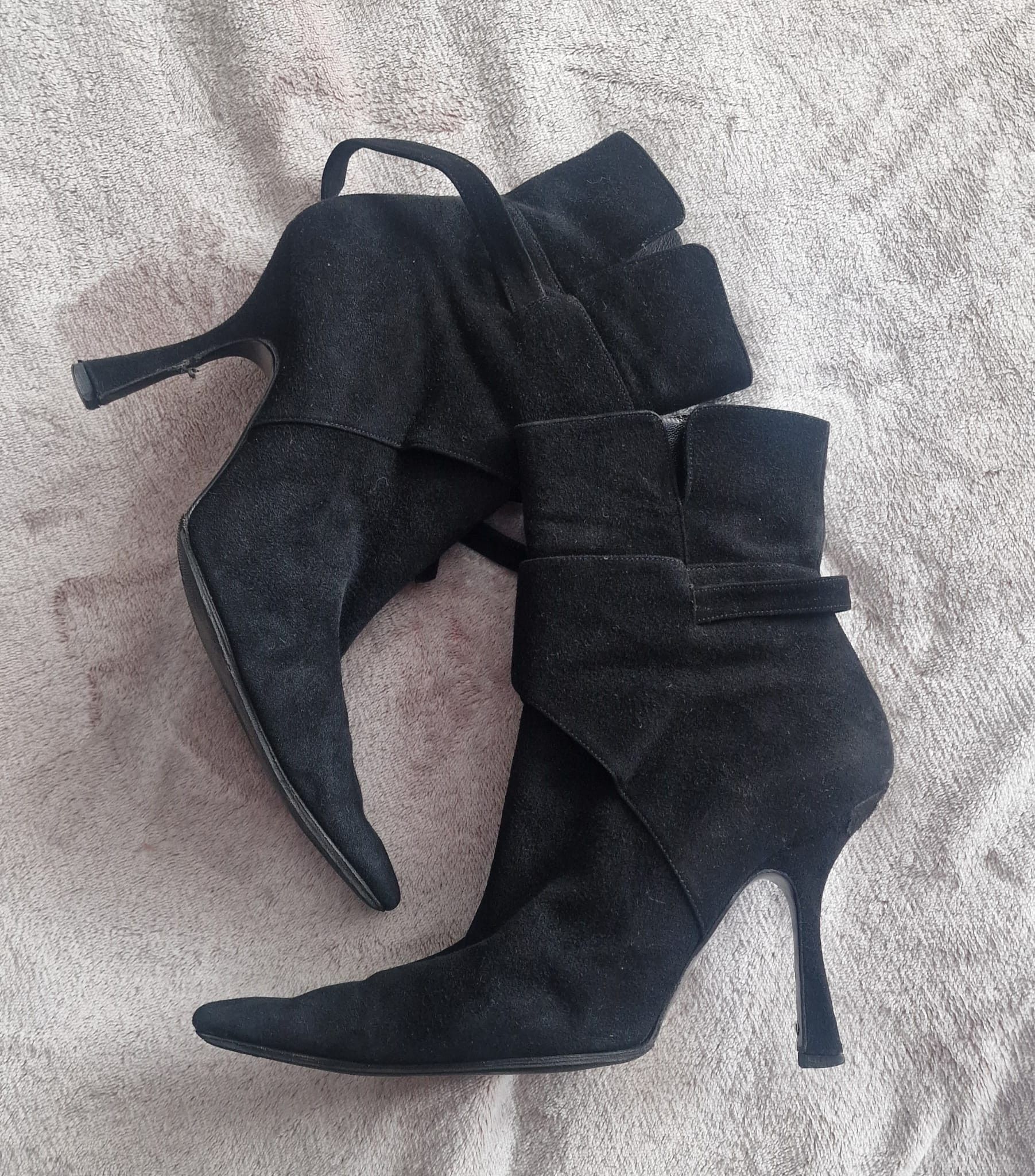 Versace Gianni Versace Vintage Suede Ankle Boots – 90s Size US 7.5 / IT 37.5 - 2 Thumbnail