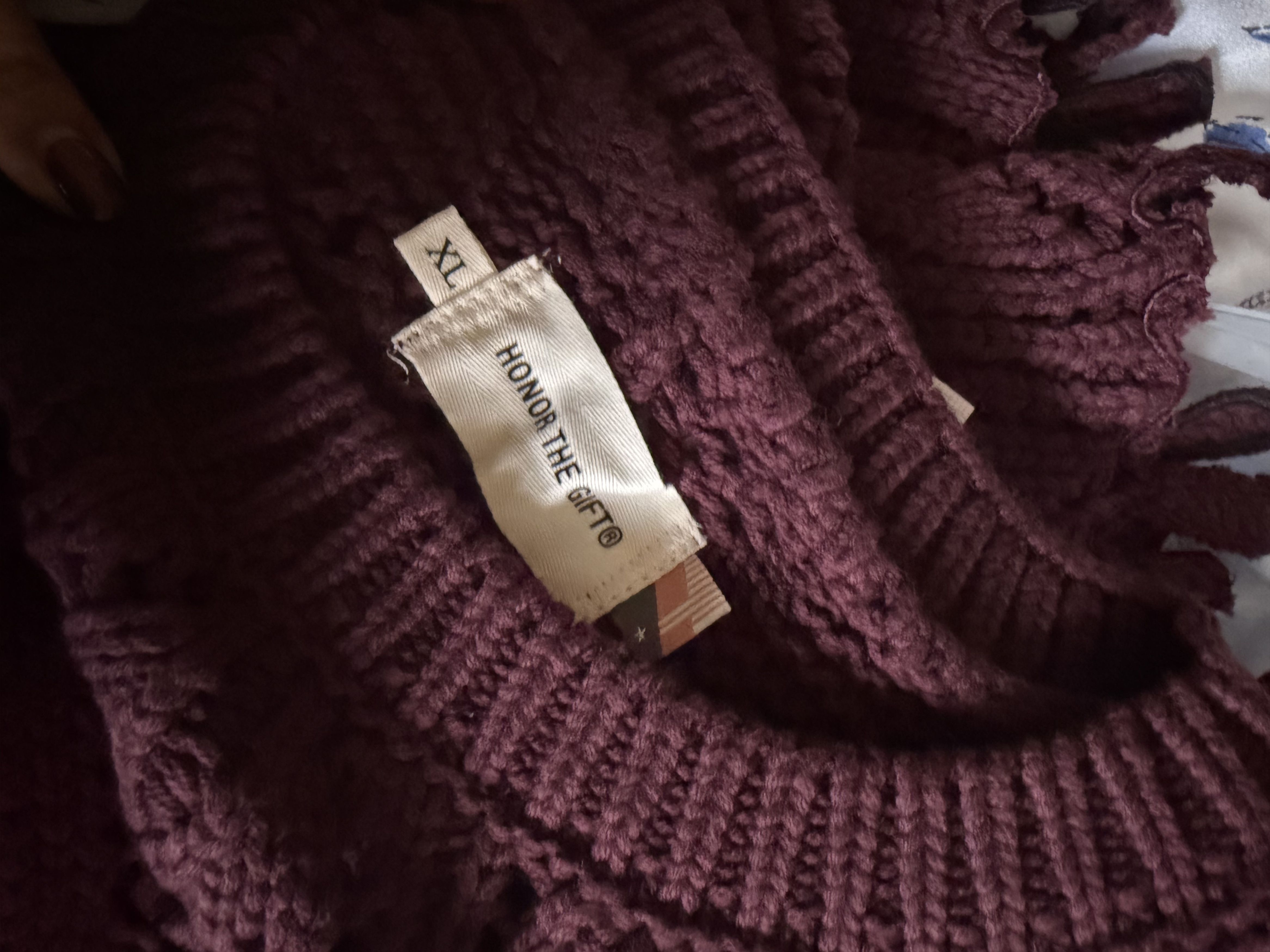 Honor the Gift Cable Sweater - Berry Size US XL / EU 56 / 4 - 5 Thumbnail