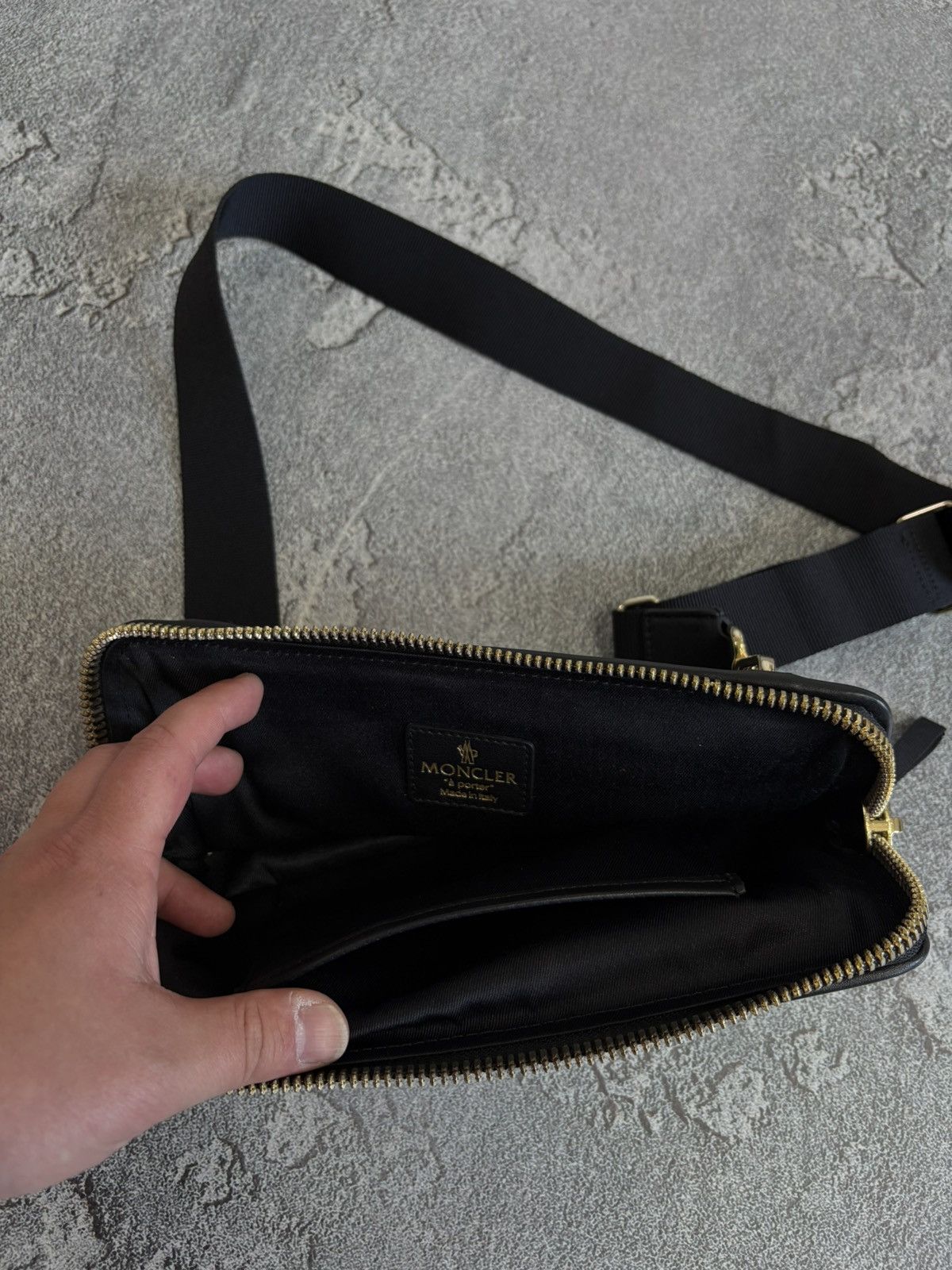 Moncler MONCLER Black Quilted Nylon ELIANNE Crossbody Shoulder Bag Size ONE SIZE - 9 Thumbnail