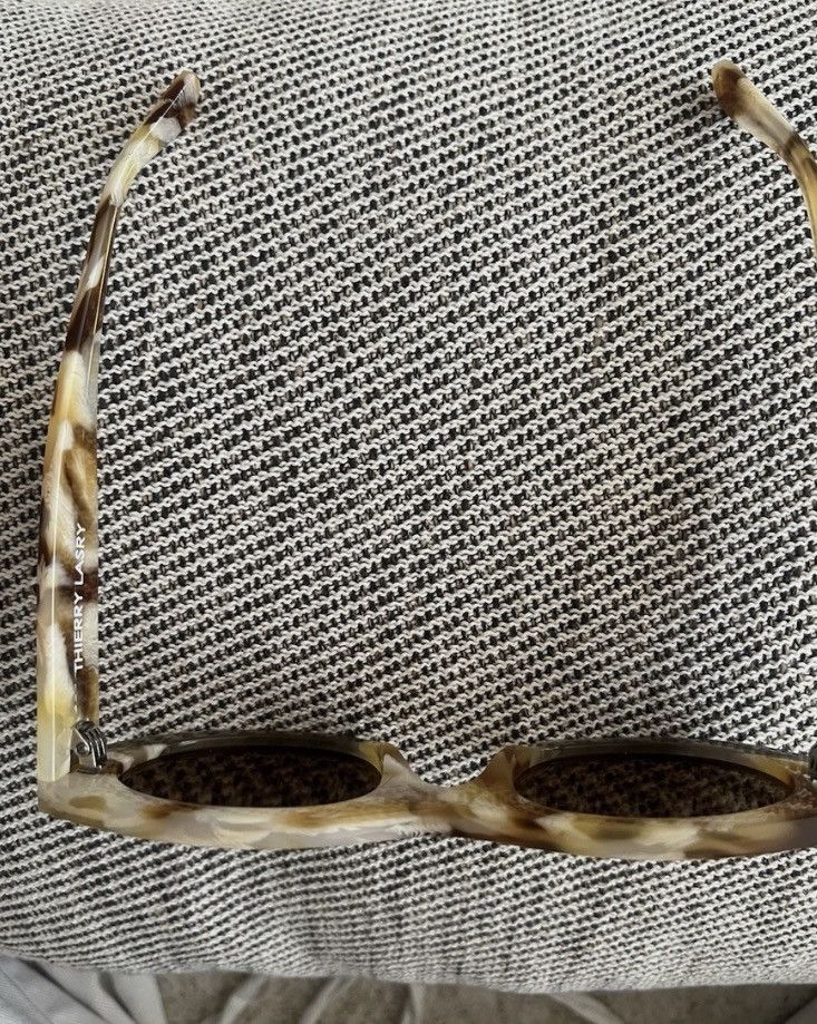 Thierry Lasry Thiery Lasry Exoty 0811 Acetate Cat-Eye Sunglasses Size ONE SIZE - 3 Thumbnail