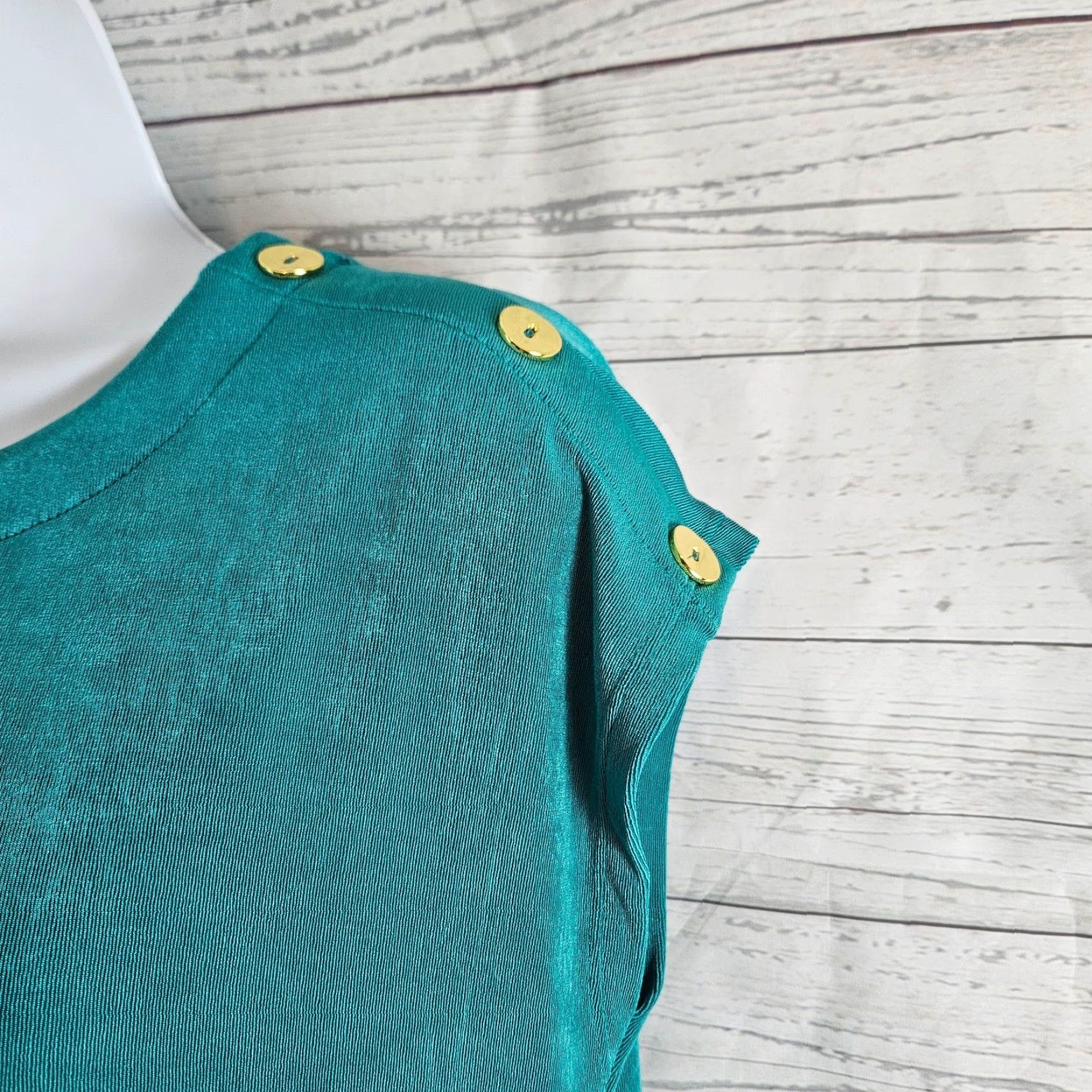 Vintage Chico's Top Shirt Womens Medium Teal Short Sleeve Button Detail Slinky Size M / US 6-8 / IT 42-44 - 2 Thumbnail