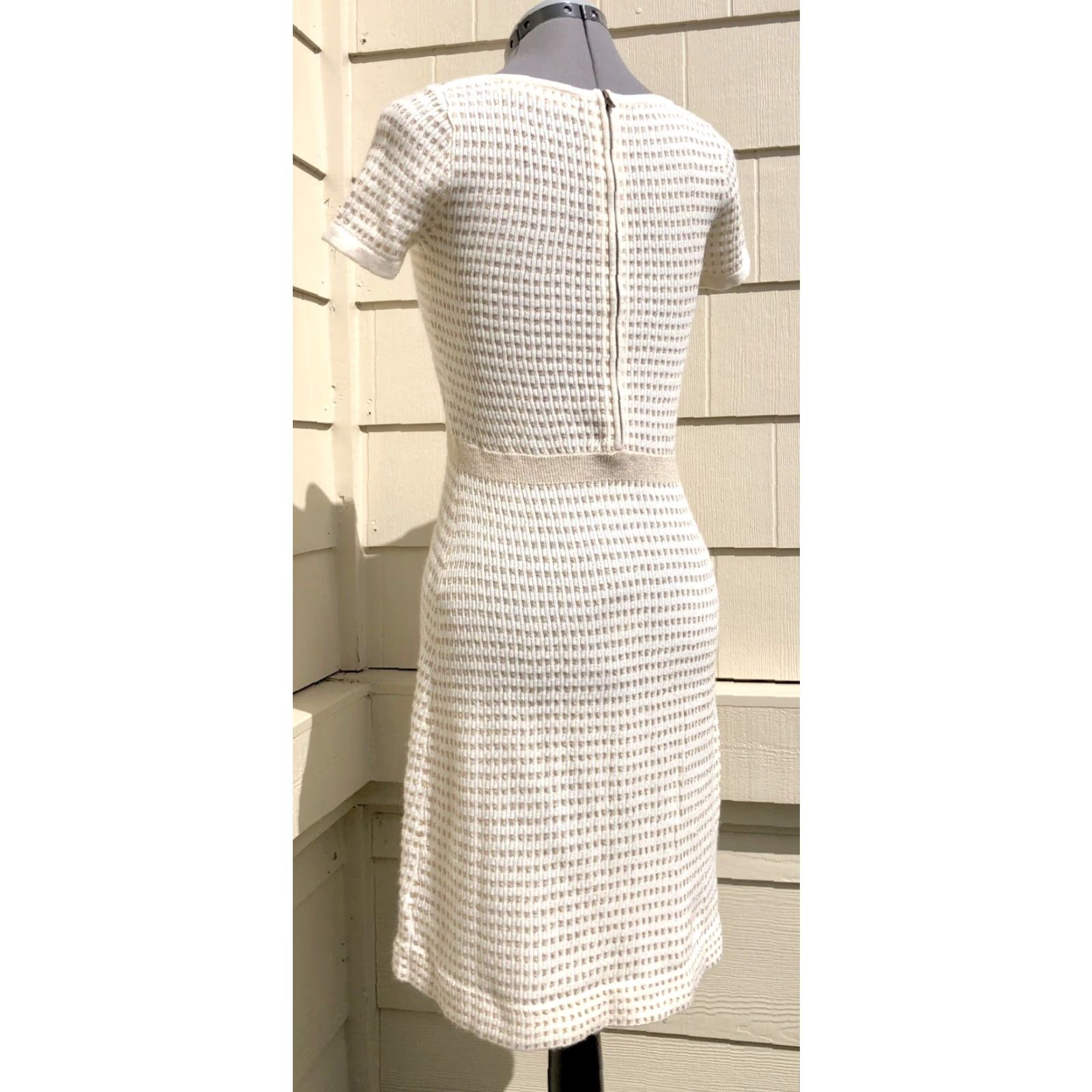 Anthropologie VINTAGE Anthropologie Sparrow Gilt Grid Ivory Gold Sweater Dress XS Size XS / US 0-2 / IT 36-38 - 5 Thumbnail