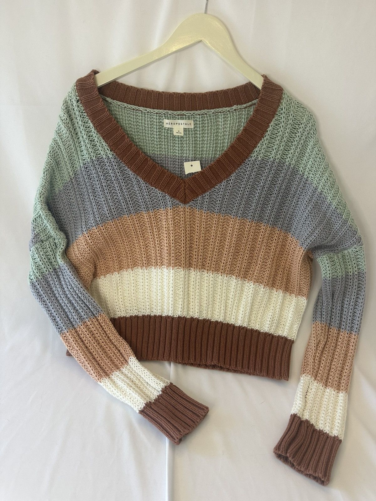 Aeropostale Aeropostale Nwt/Medium Chunky v-Neck Striped Long Sleeve Size M / US 6-8 / IT 42-44 - 1 Thumbnail