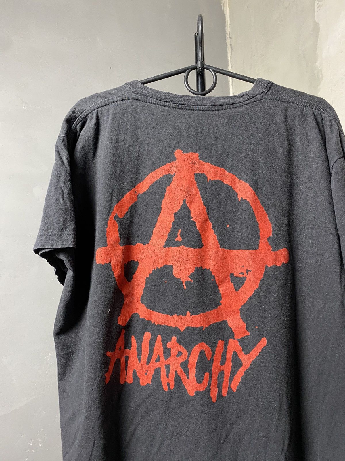 Band Tees × Vintage Vintage 90s ANARCHY BAND T SHIRT Size US L / EU 52-54 / 3 - 4 Thumbnail