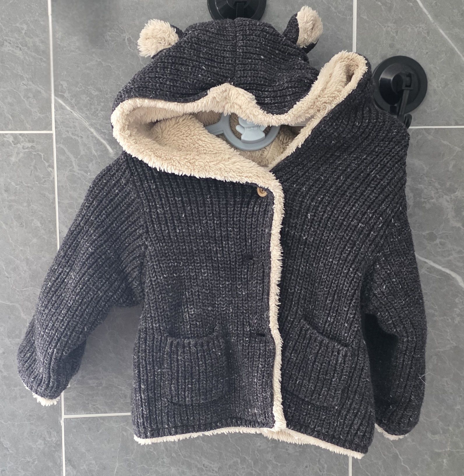 Gap NWT Baby GAP Gray Sherpa Lined Bear Jacket 6-12 Months Size US XXS / EU 40 - 1 Thumbnail