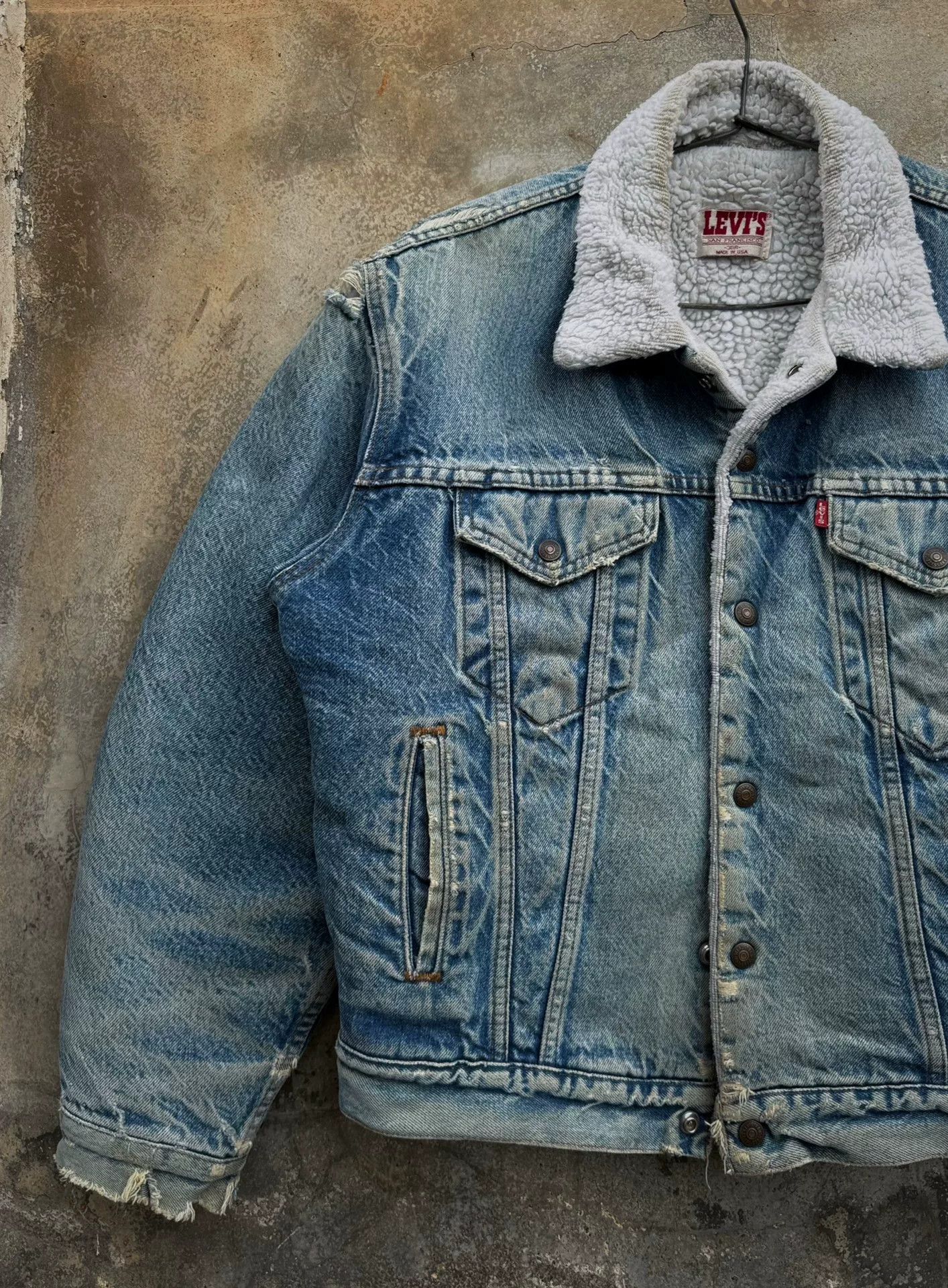 Vintage Vintage 1980s Levis Denim Boa Jacket Size US M / EU 48-50 / 2 - 1 Thumbnail