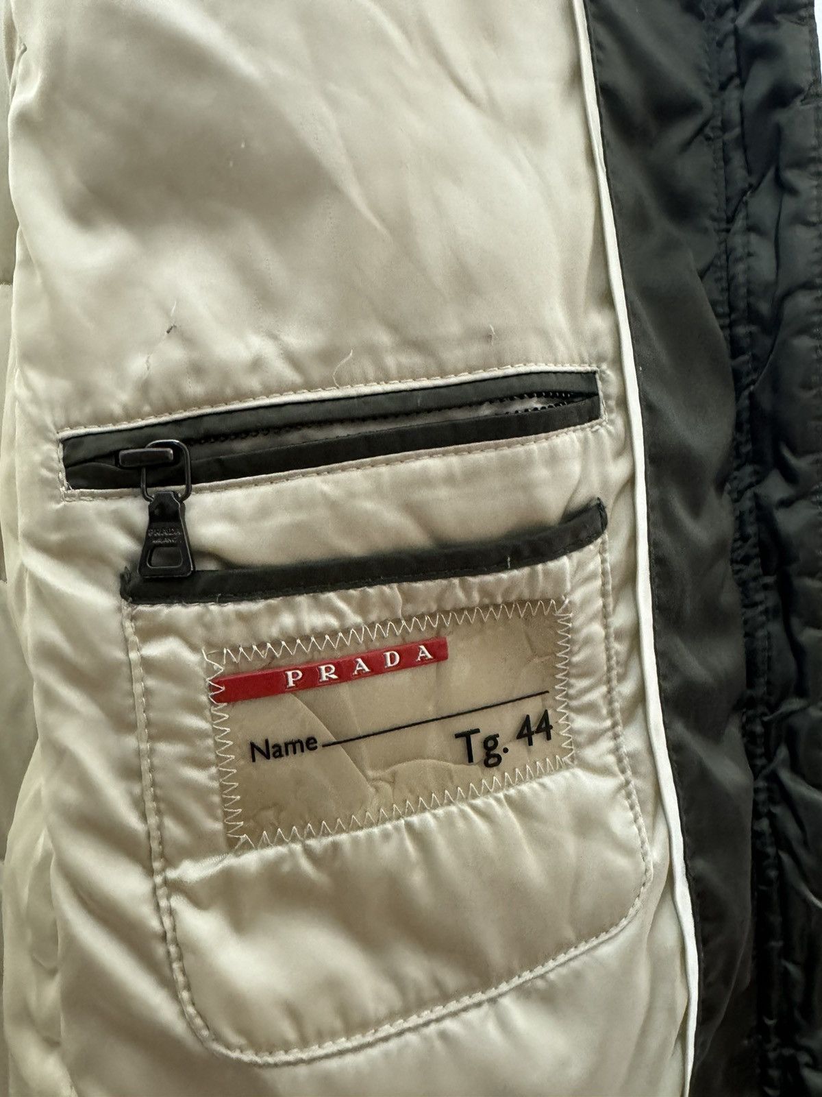 Prada Prada puffer jacket down luxury olive with logo Size M / US 6-8 / IT 42-44 - 9 Thumbnail