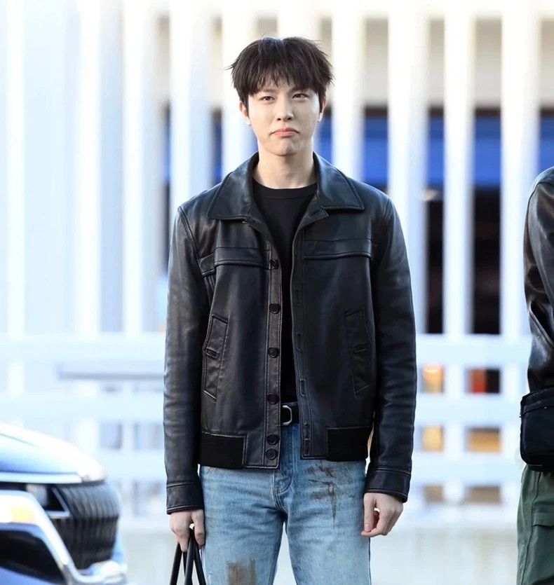 Saint Laurent Paris Saint Laurent 20ss Darth Vader Bat-Breasted Leather Jacket Size US L / EU 52-54 / 3 - 7 Thumbnail