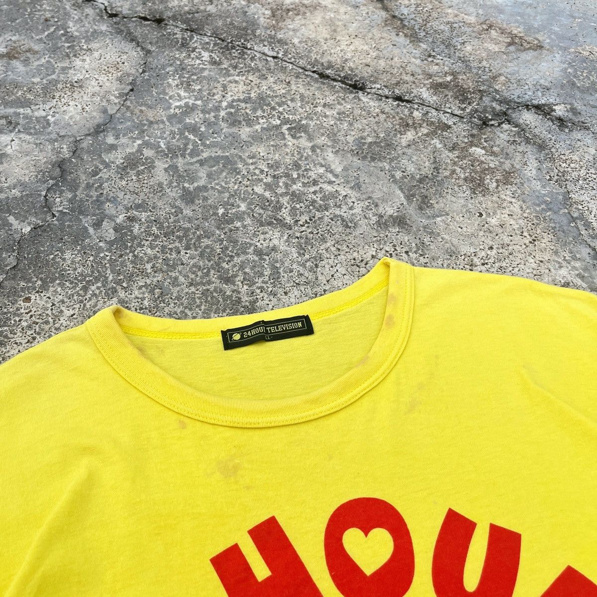 Bape 24 Hour Television X A Bathing Ape Nice Design Tee Rare Size US L / EU 52-54 / 3 - 3 Thumbnail