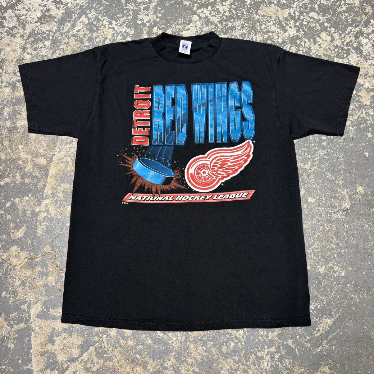 NHL Vintage Detroit Red Wings NHL Black 90s Hockey Tshirt Size US XL / EU 56 / 4 - 1 Thumbnail