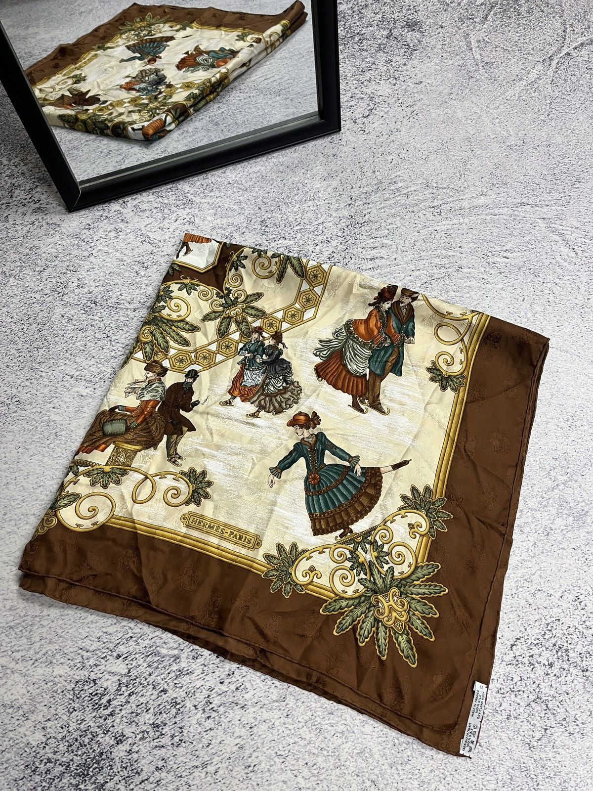 Hermes × Vintage Vintage Hermes Joies D’hiver Brown Silk Scarf Rare Size ONE SIZE - 6 Thumbnail
