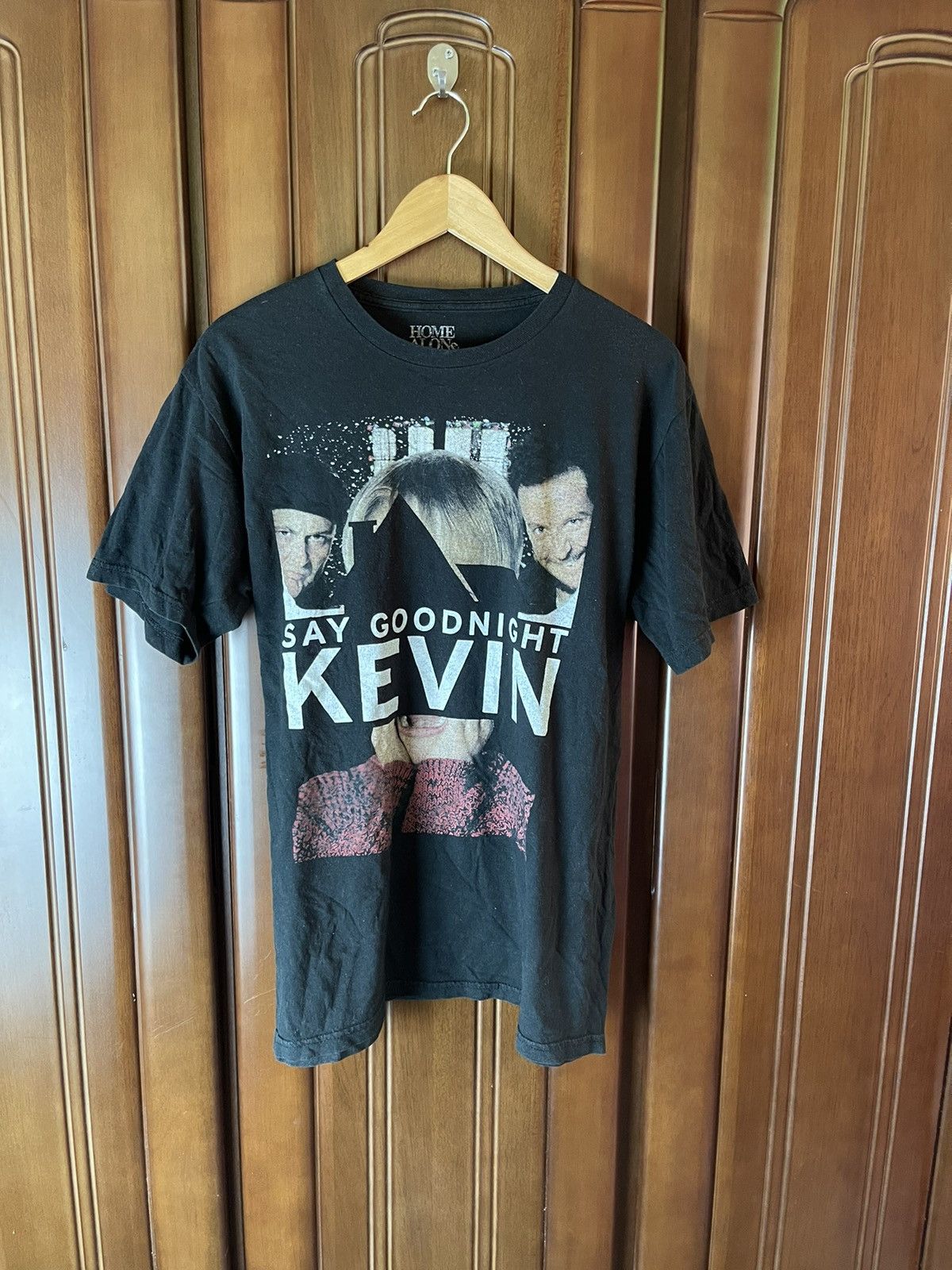 image of Home Alone 2015 Movie T-Shirt in Black, Men's (Size XL)