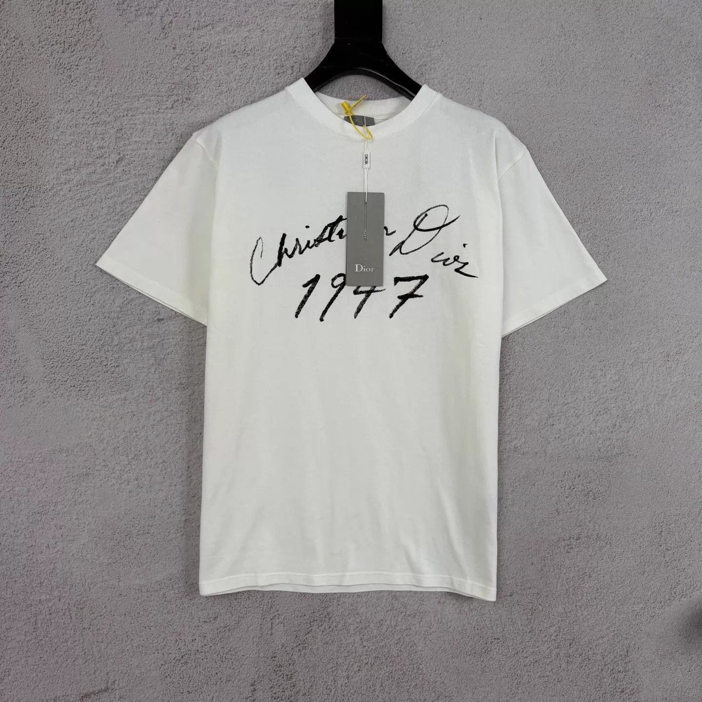 Dior Dior 1947 Signature Solid Black Short-Sleeve Tee S Size S / US 4 / IT 40 - 1 Thumbnail