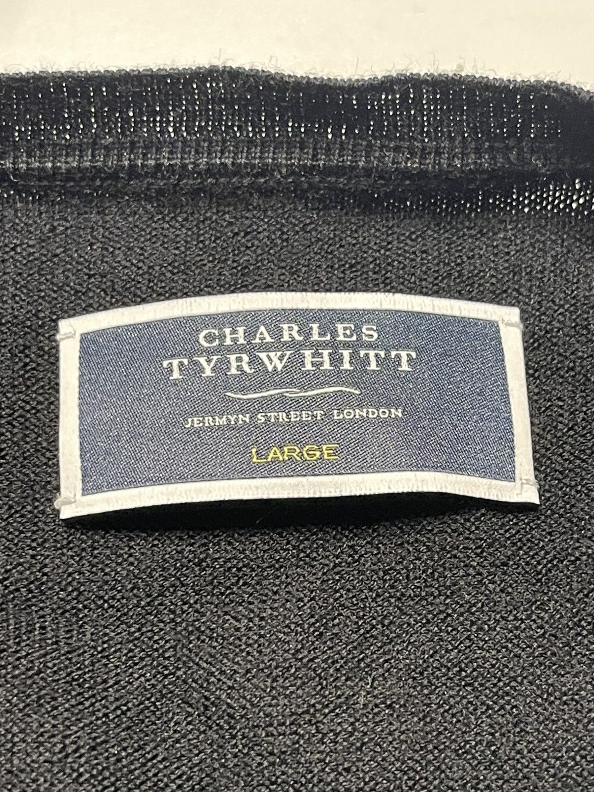 Charles Tyrwhitt Charles Tyrwhitt Men’s Large Merino Wool V-Neck Sweater Size US L / EU 52-54 / 3 - 6 Thumbnail