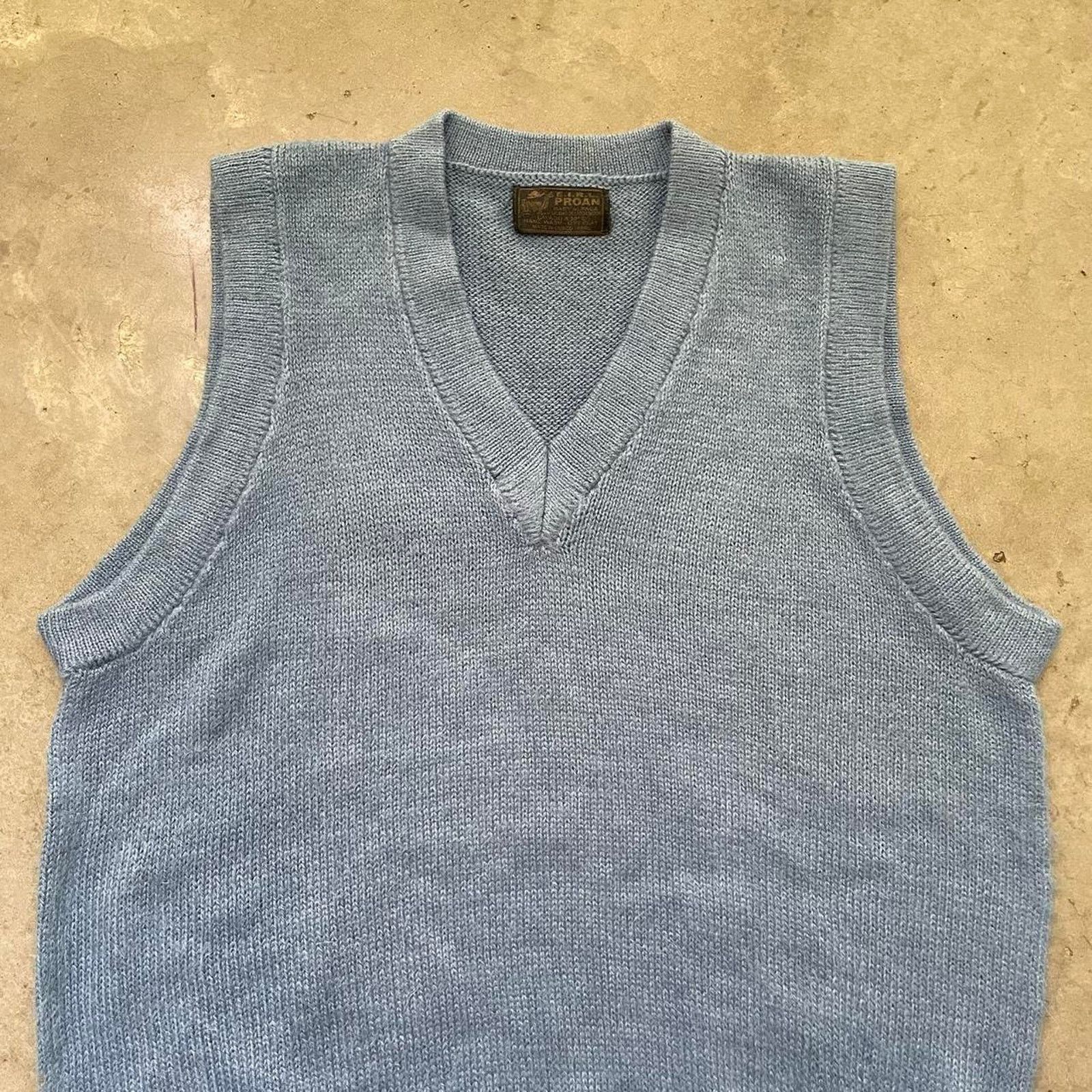 Vintage Vintage Light Blue Sweater Vest Size US M / EU 48-50 / 2 - 2 Thumbnail