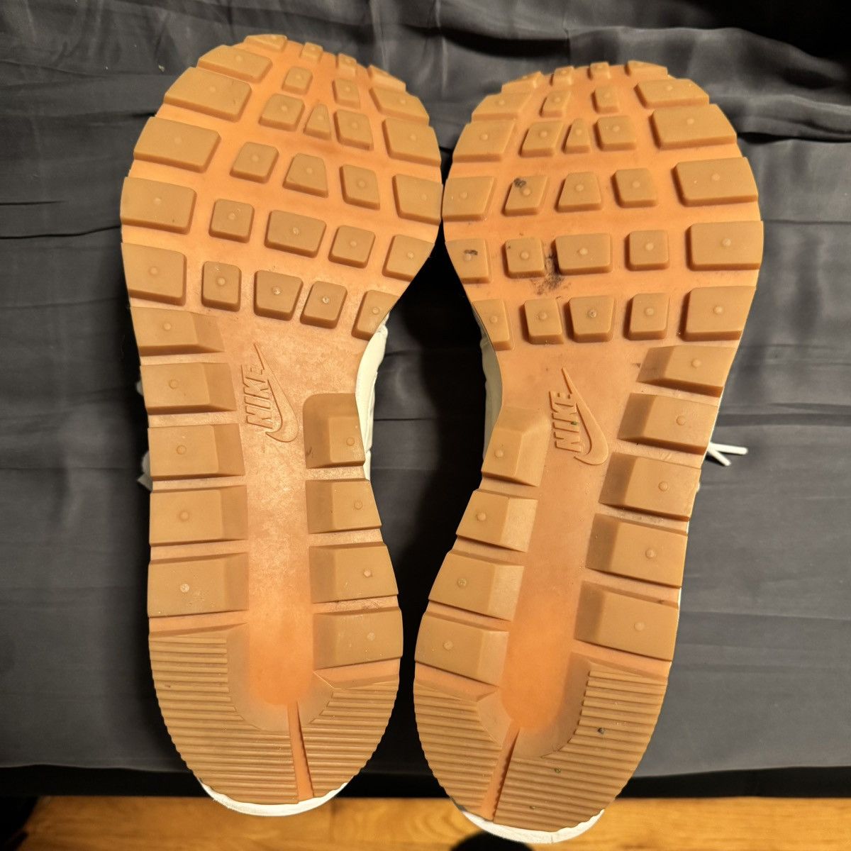 Nike Nike sacai vapor waffle Size US 13 / EU 46 - 2 Thumbnail